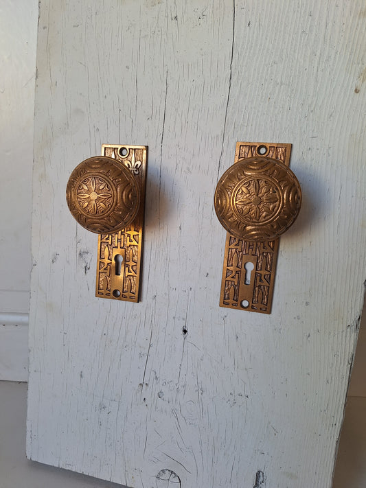 Eastlake Bronze Hardware Set, Bronze Doorknobs and Backplates with Eastlake Design, Full Set Victorian Hardware Architecture Salvage 090505