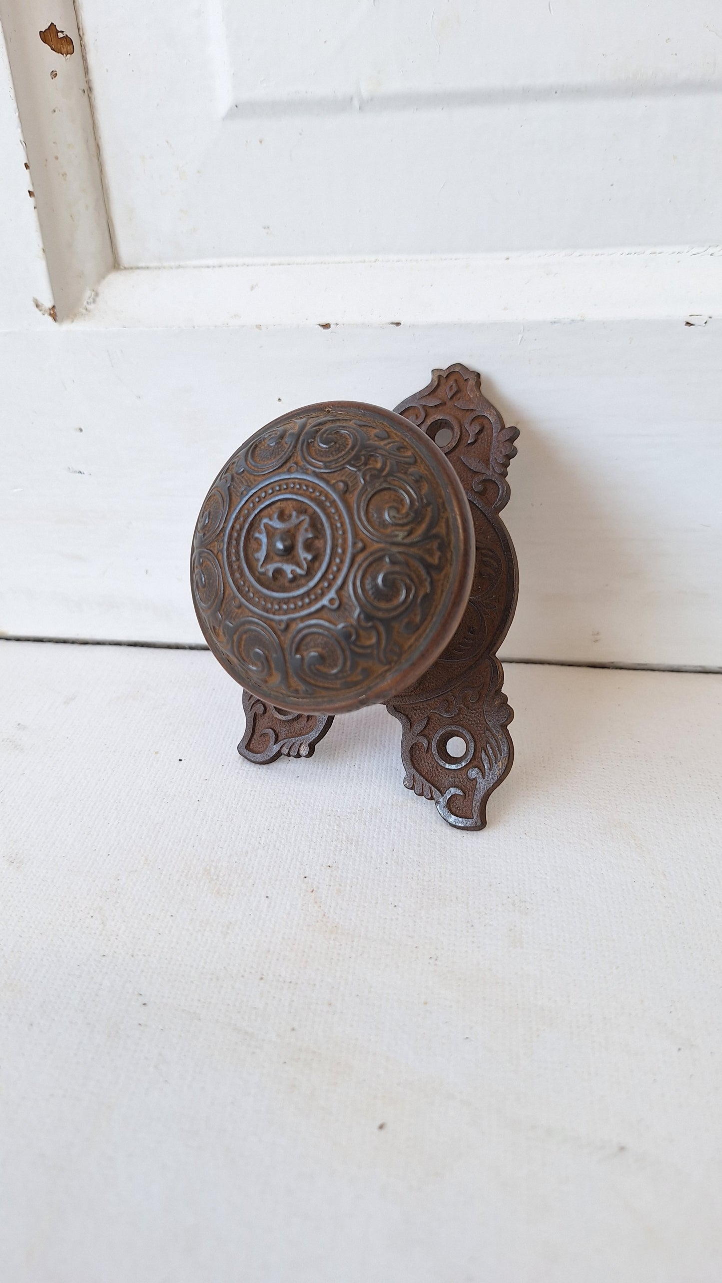 Eastlake Cast Iron Doorknob Backplate and Knob Set, Eastlake Back Plate, Corbin Victorian Door Hardware, Architecture Salvage 110108