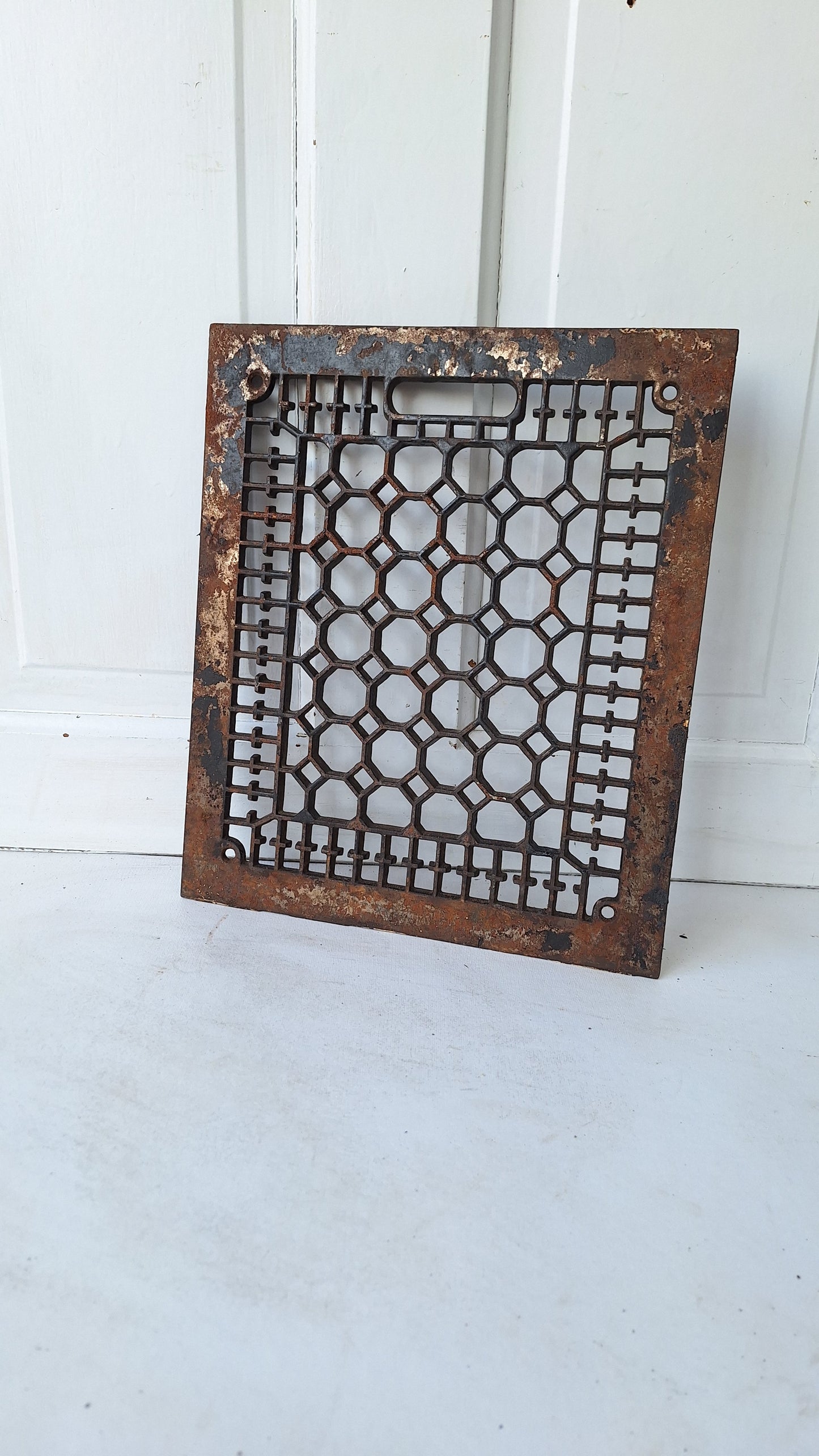 12 x 14 Antique Cast Iron Vent Cover, Vintage Cast Iron Grate, Honeycomb Pattern, Architecture Salvage 111206