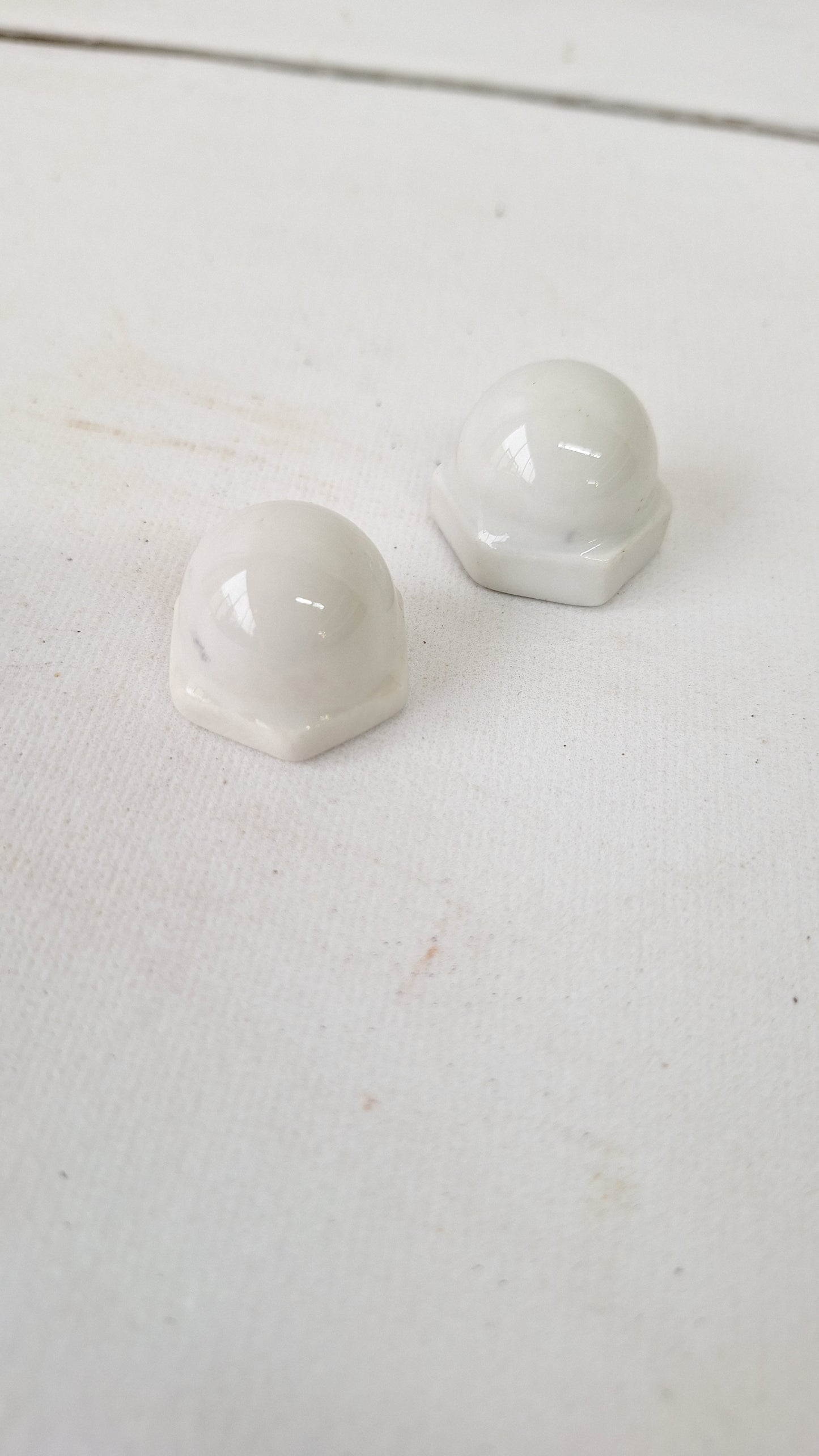 1" Porcelain Ceramic Toilet Bolt Covers, Vintage Toilet Bolt Caps 111405