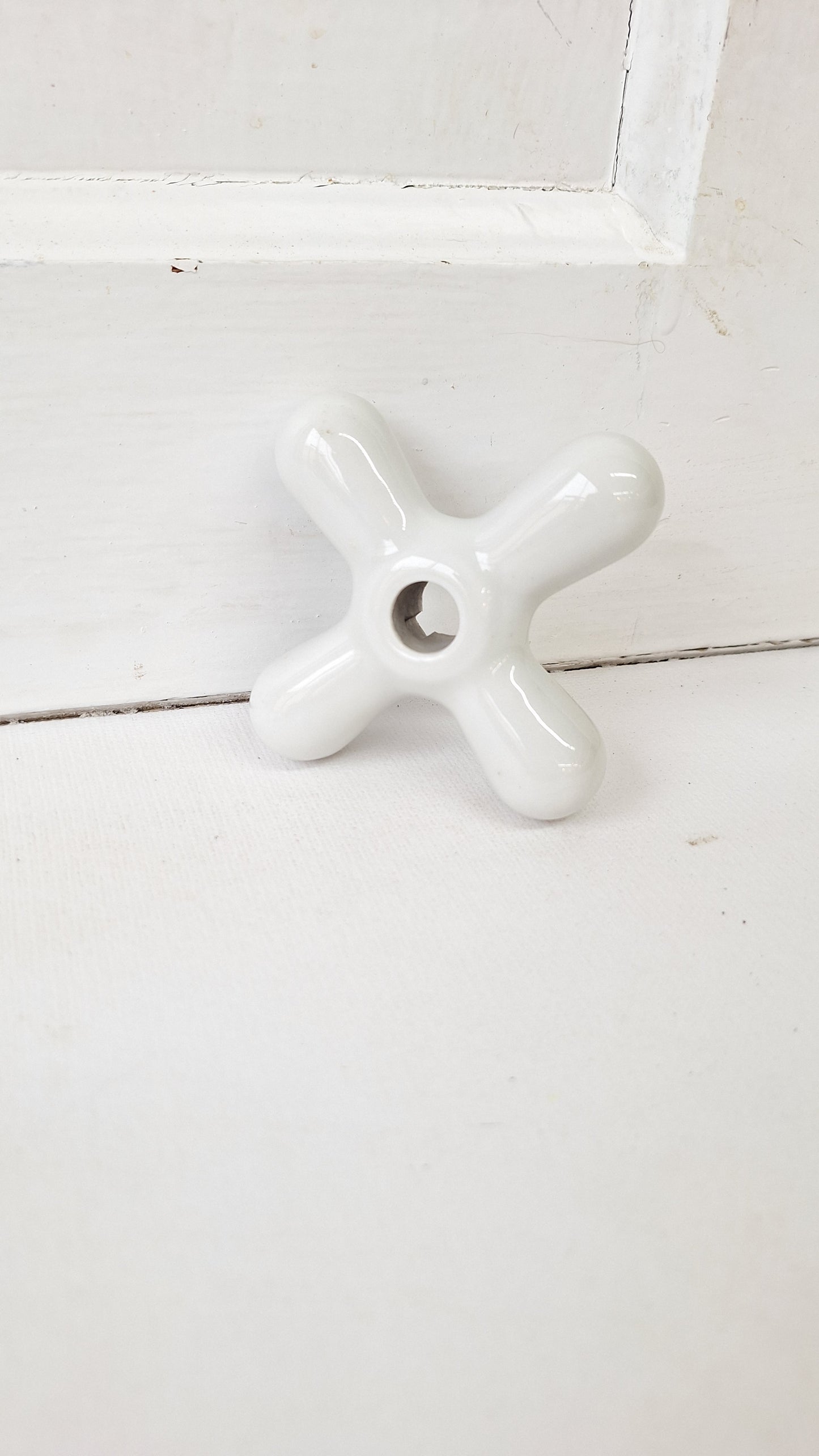 Cross Handle Antique Porcelain Sink or Bathroom Handle, Sink Faucet Handle, Porcelain White Cross Knobs 111413