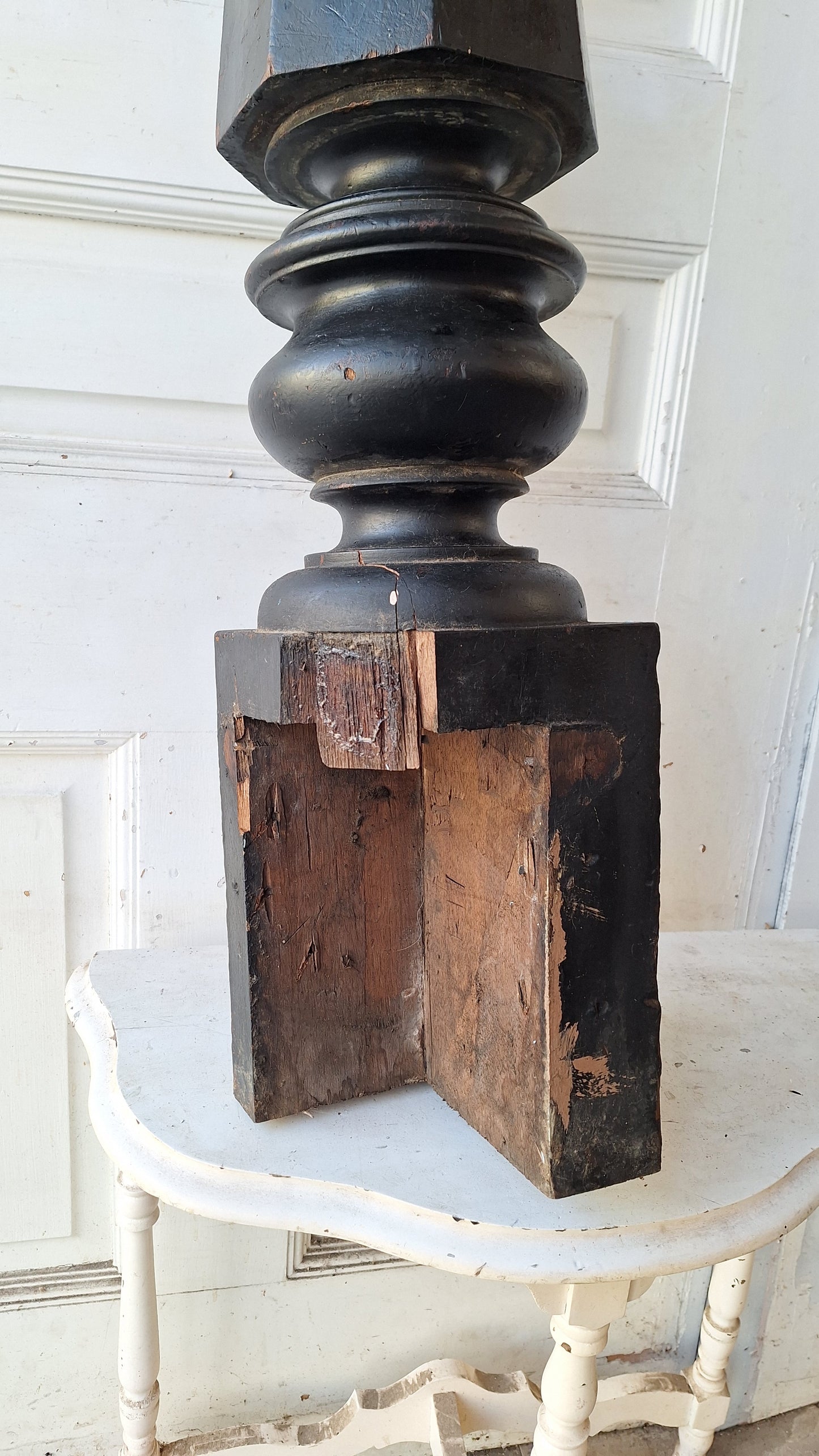 Victorian Newel Post, Walnut Newel Post, Turned Newel Post, Round Newel Post 020401