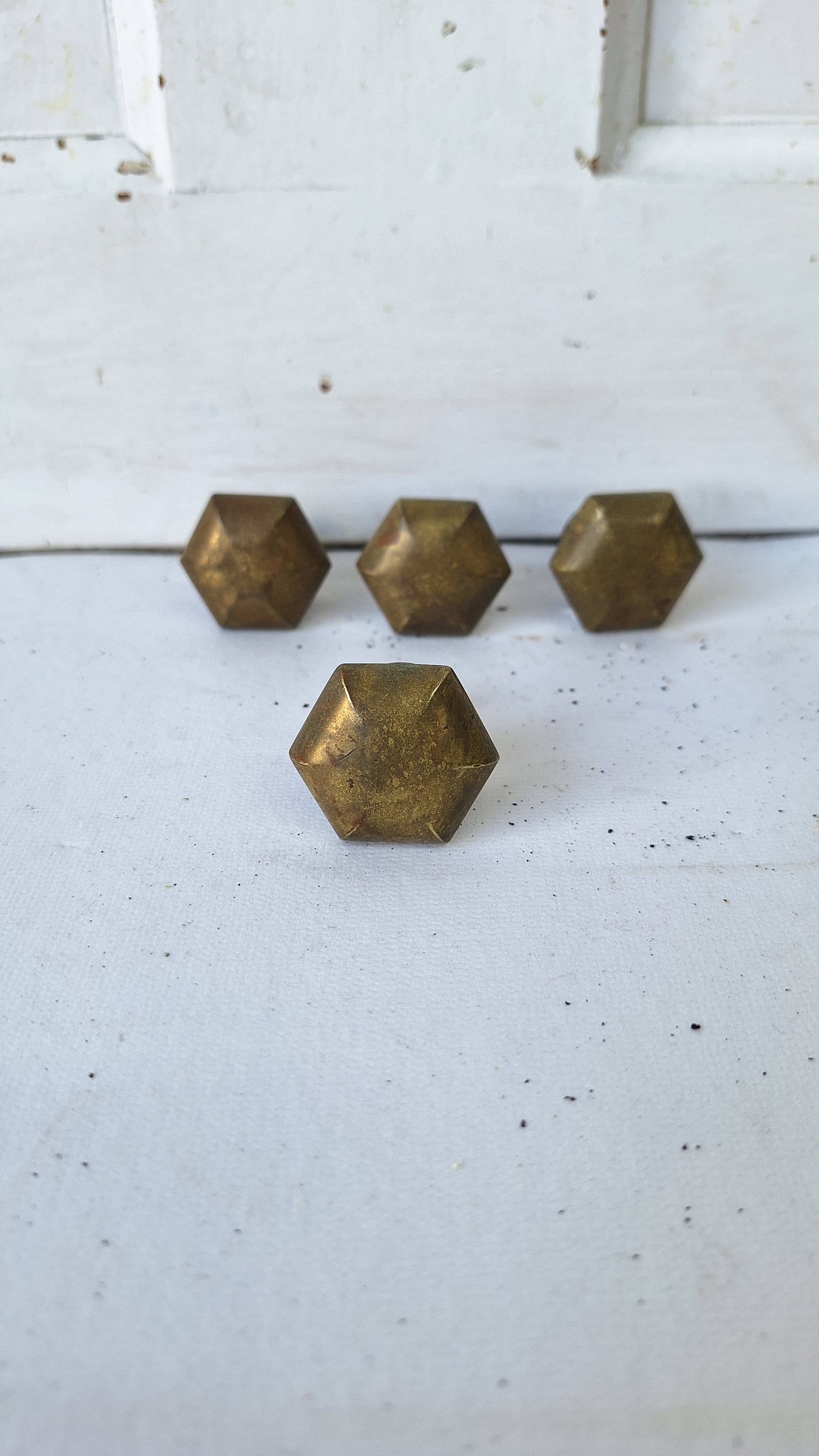 Set of 4 Vintage Bronze Knobs, Bronze Hexagon Cabinet Knobs, Vintage Hexagonal Drawer Pulls, Six Point Drawer Pulls 020409