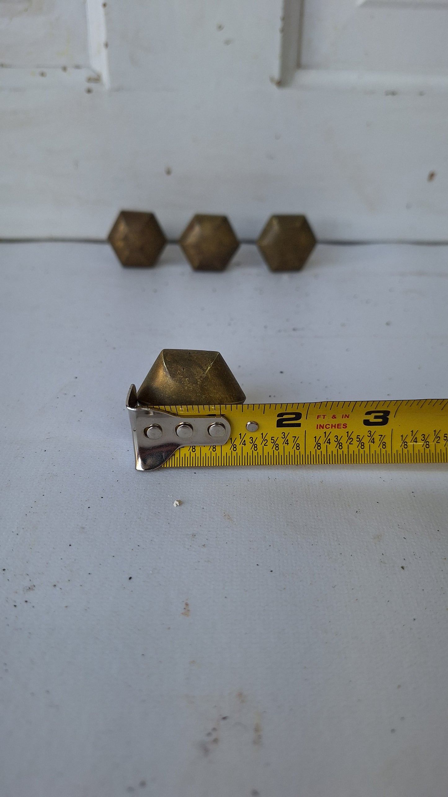 Set of 4 Vintage Bronze Knobs, Bronze Hexagon Cabinet Knobs, Vintage Hexagonal Drawer Pulls, Six Point Drawer Pulls 020409