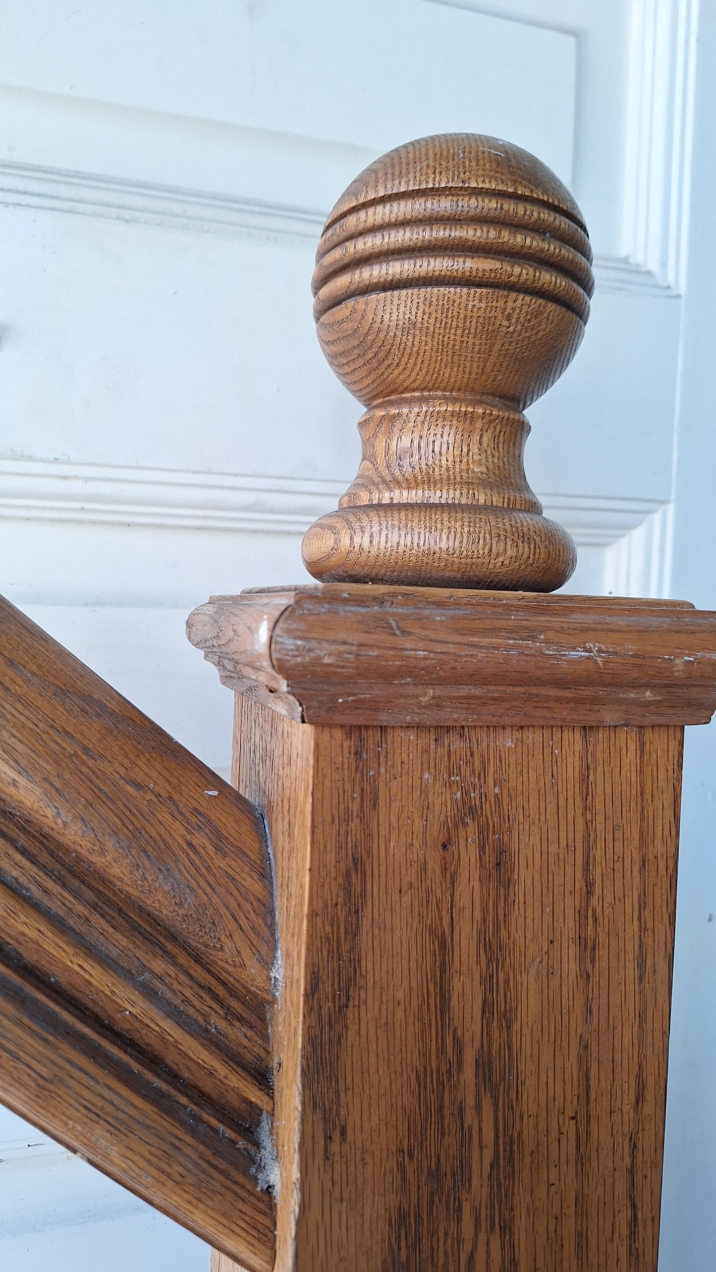 Antique Newel Post with Ball Finial, Stair Case Post, Wooden Stair Post 020414