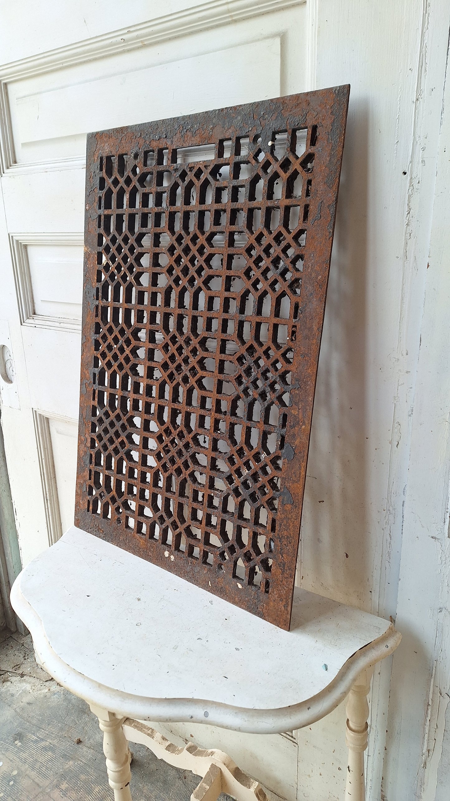 Cold Air Return, 18 x 26 inch grate, Large Antique Vent Cover, Cast Iron Grate 021101