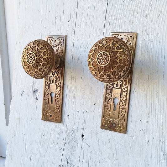 Ornate Solid Bronze Door Hardware Set, Bronze Doorknob Plate Set, Antique Flower Knobs, Ornate Antique Door Hardware Set 040803