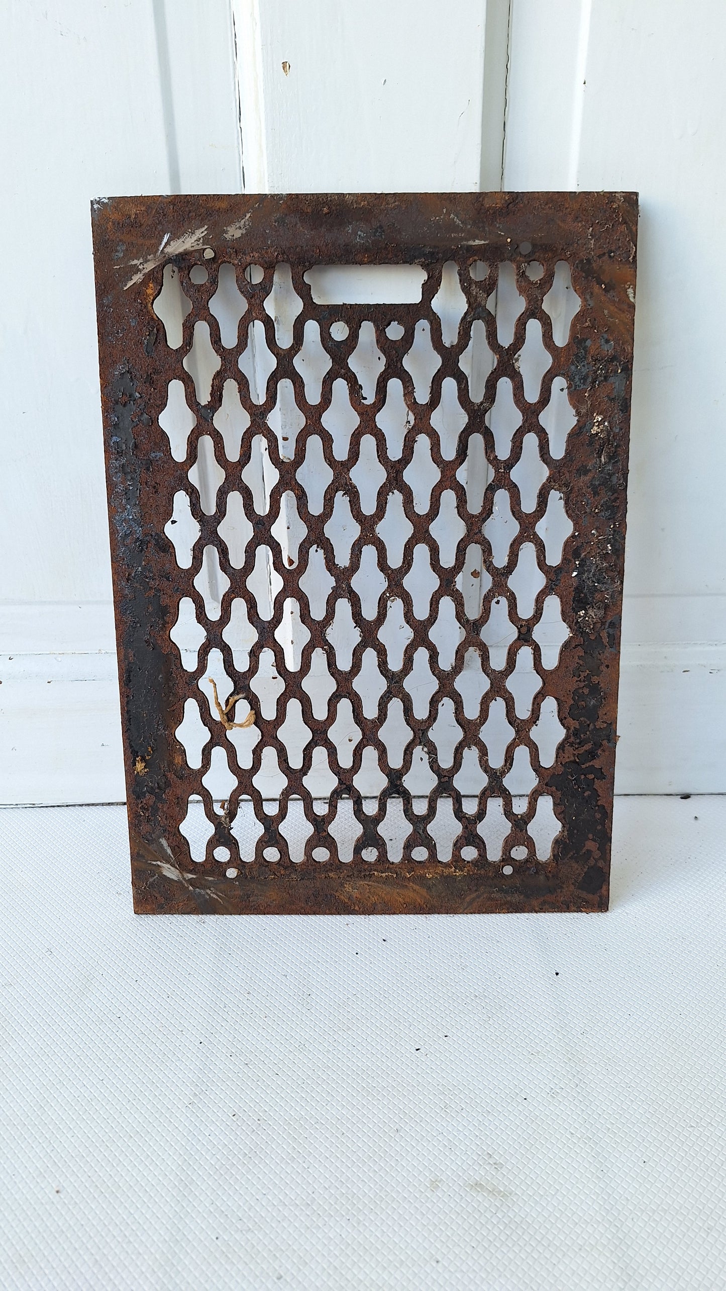 10 x 14 Antique Cast Iron Lattice Pattern Vent Cover, Floor Register Cover #040204