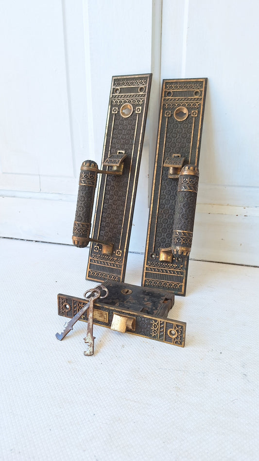 Complete Ornate Bronze Door Handles and Entry Lock, Old Front Door Mortise Lock with Thumb Latch Pull Handles, Antique Victorian Door 050603