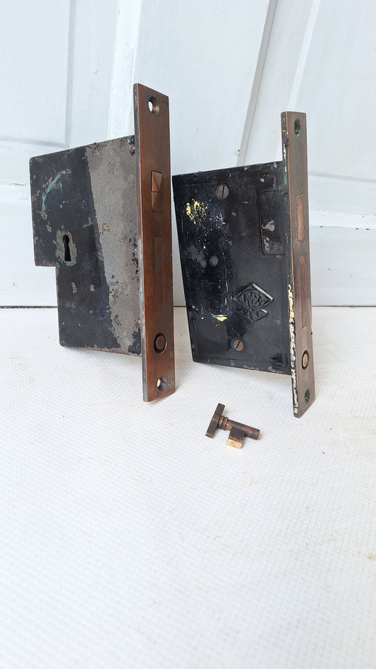 Double Pocket Door Hardware Set with Key, Pocket Door Mortise Locks, Pocket Door Pulls, Eastlake Pocket Door Lock 050702