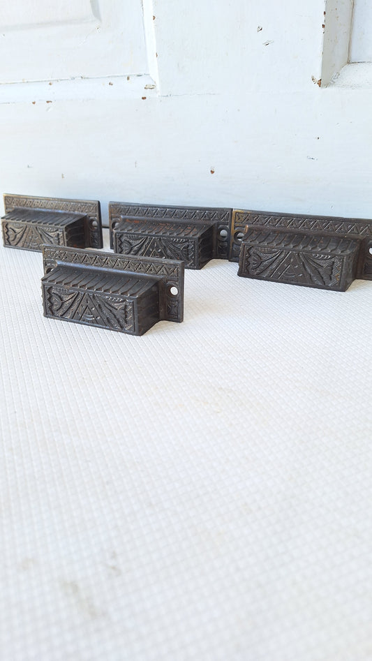 Cast Iron Antique Drawer Pull Set of Four, Cast Iron Handle Antique Victorian Hardware 050802
