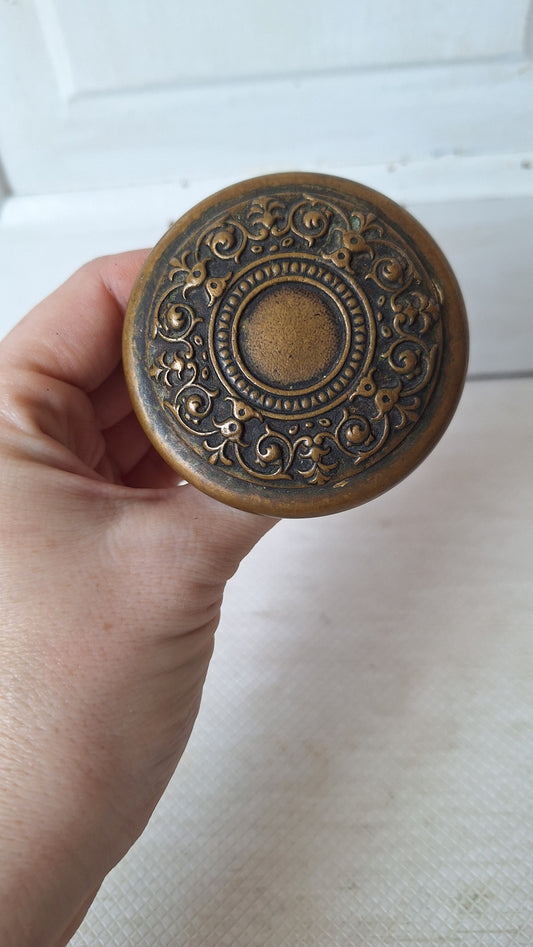 Large Ornate Bronze Doorknob, Victorian Era Large Bronze Door Knob, Antique Bronze Door Handle Threaded Spindle 053101