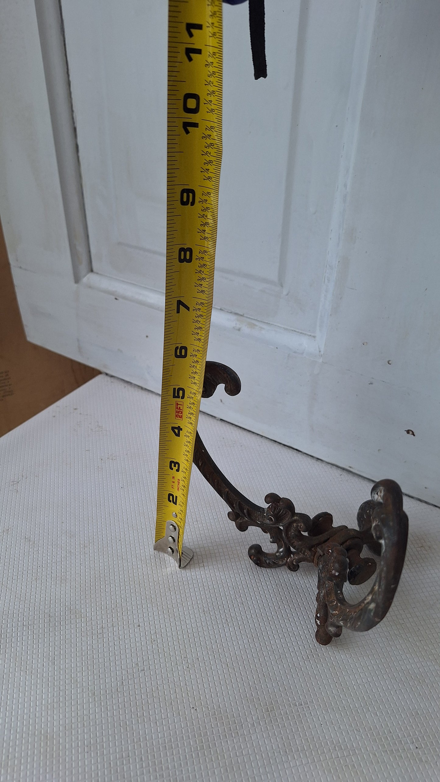 Large Cast Iron Victorian Hall Tree Hook, Ornate Iron Design Antique Coat Hook, Large Double Hook, Architecture Salvage 072702
