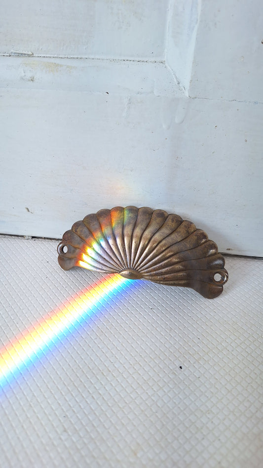 Pair Scallop Shell Stamped Bronze Antique Drawer Pulls, Antique Shell Design Pull, Stamped Brass Handle Antique Victorian Hardware 072909