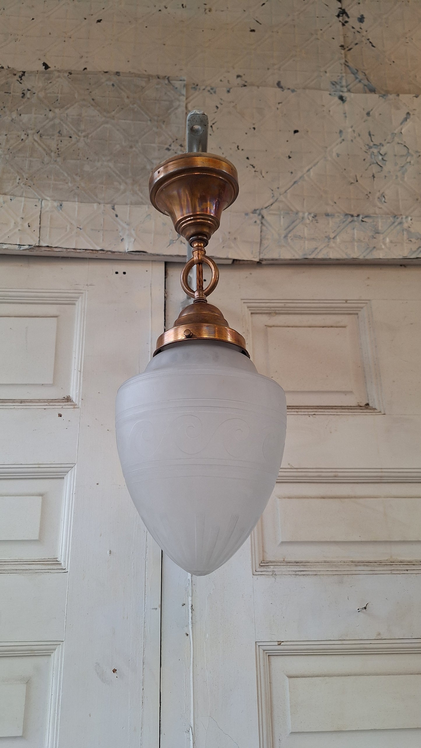 Wave Design Antique Frosted Glass Glbe Pendant Light, Neoclassical Vintage Greek Revival Light, Vintage White and Gold Pendant Light 080303