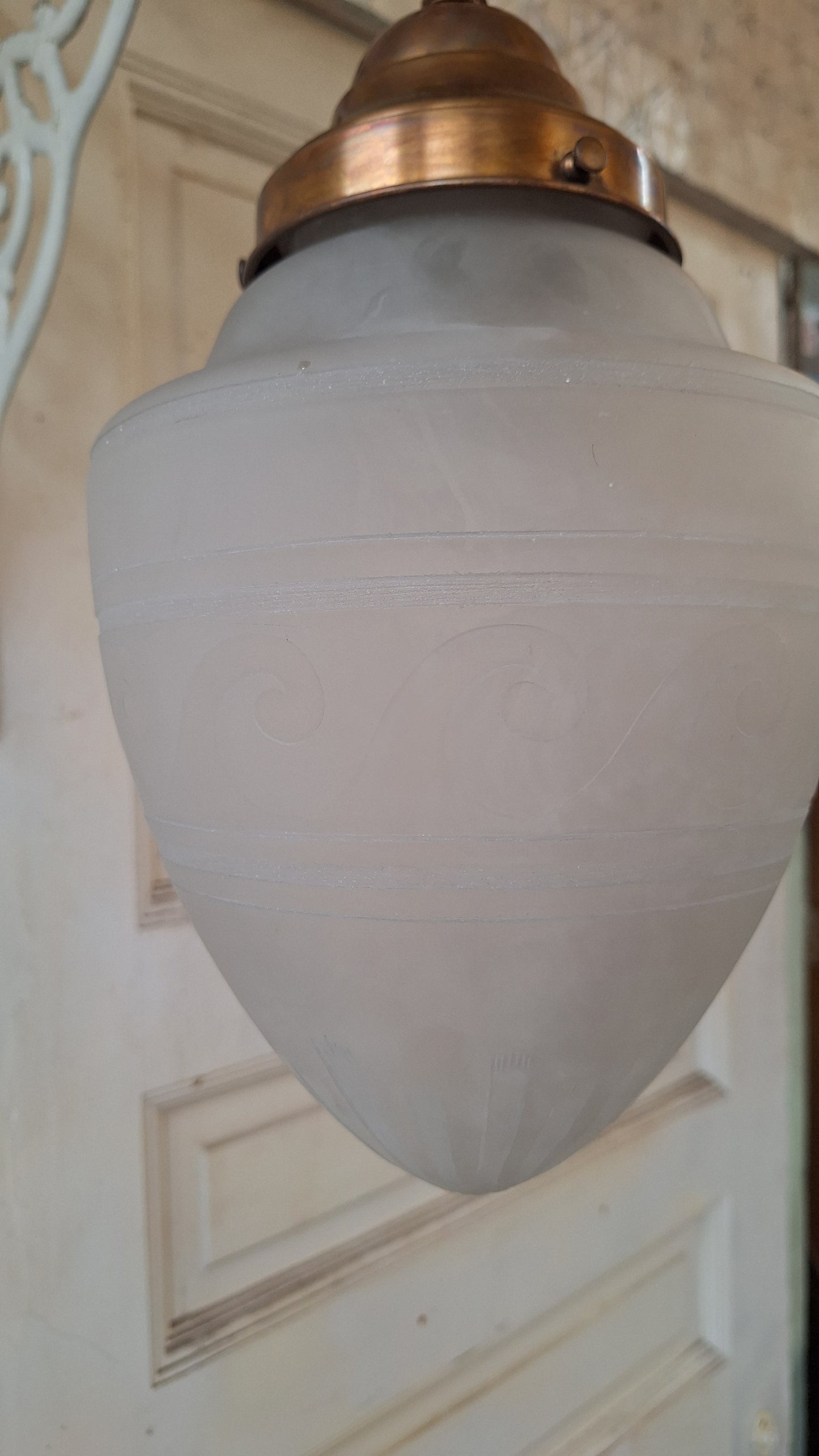 Wave Design Antique Frosted Glass Glbe Pendant Light, Neoclassical Vintage Greek Revival Light, Vintage White and Gold Pendant Light 080303