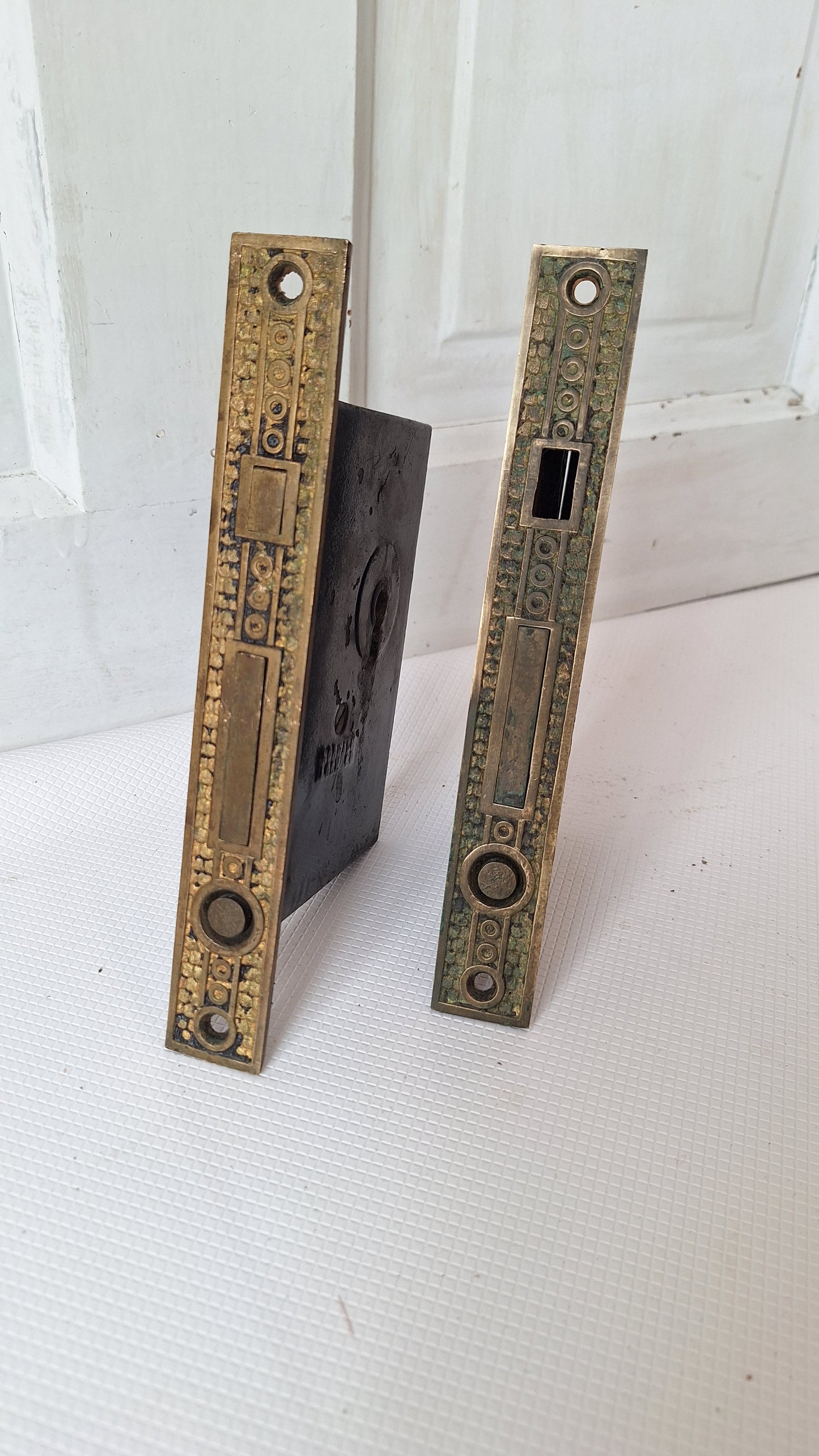 Ornate Bronze Double Pocket Door Hardware Set, Pocket Door Mortise Locks, Pocket Door Pulls, Eastlake Pocket Door Lock 081002