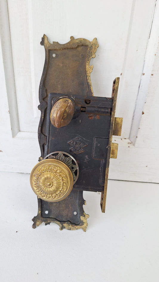 Complete Entry Door Hardware Set: Front Door Cylinder Lock with Plates and Knobs