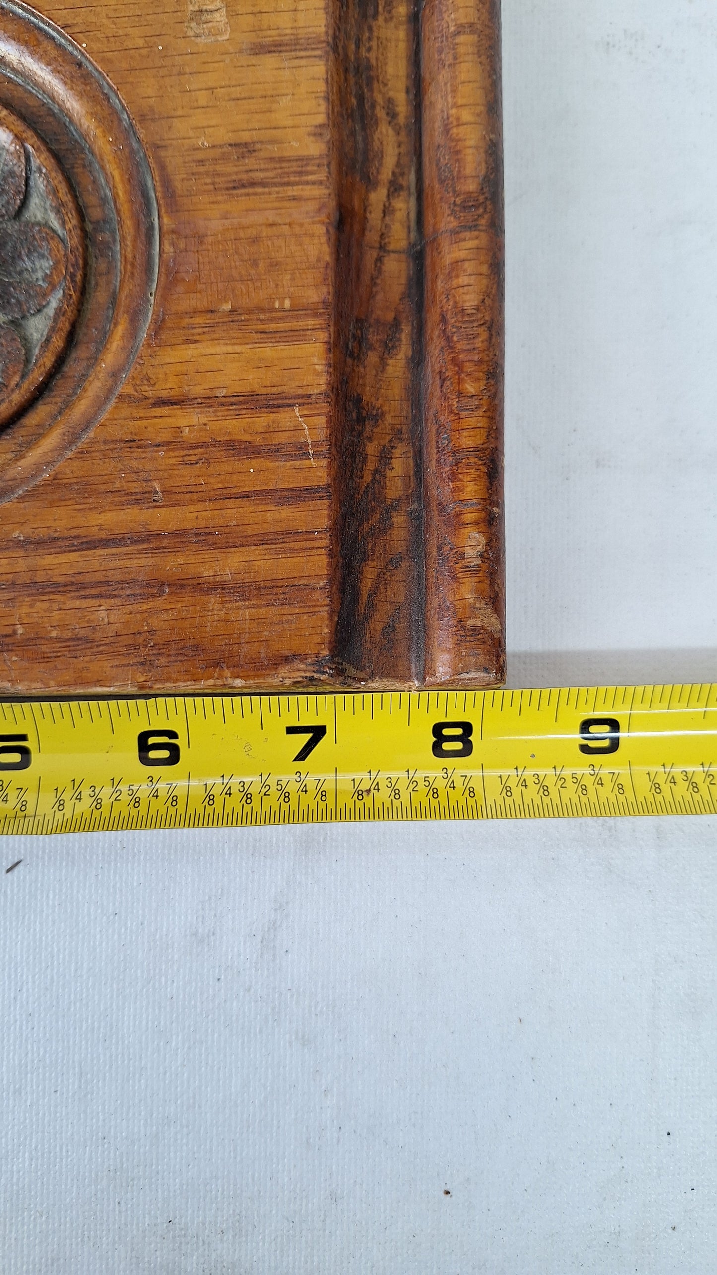 Antique Carved Flower Design Plinth Block, Trim Corner Block with Pressed Flower Pattern