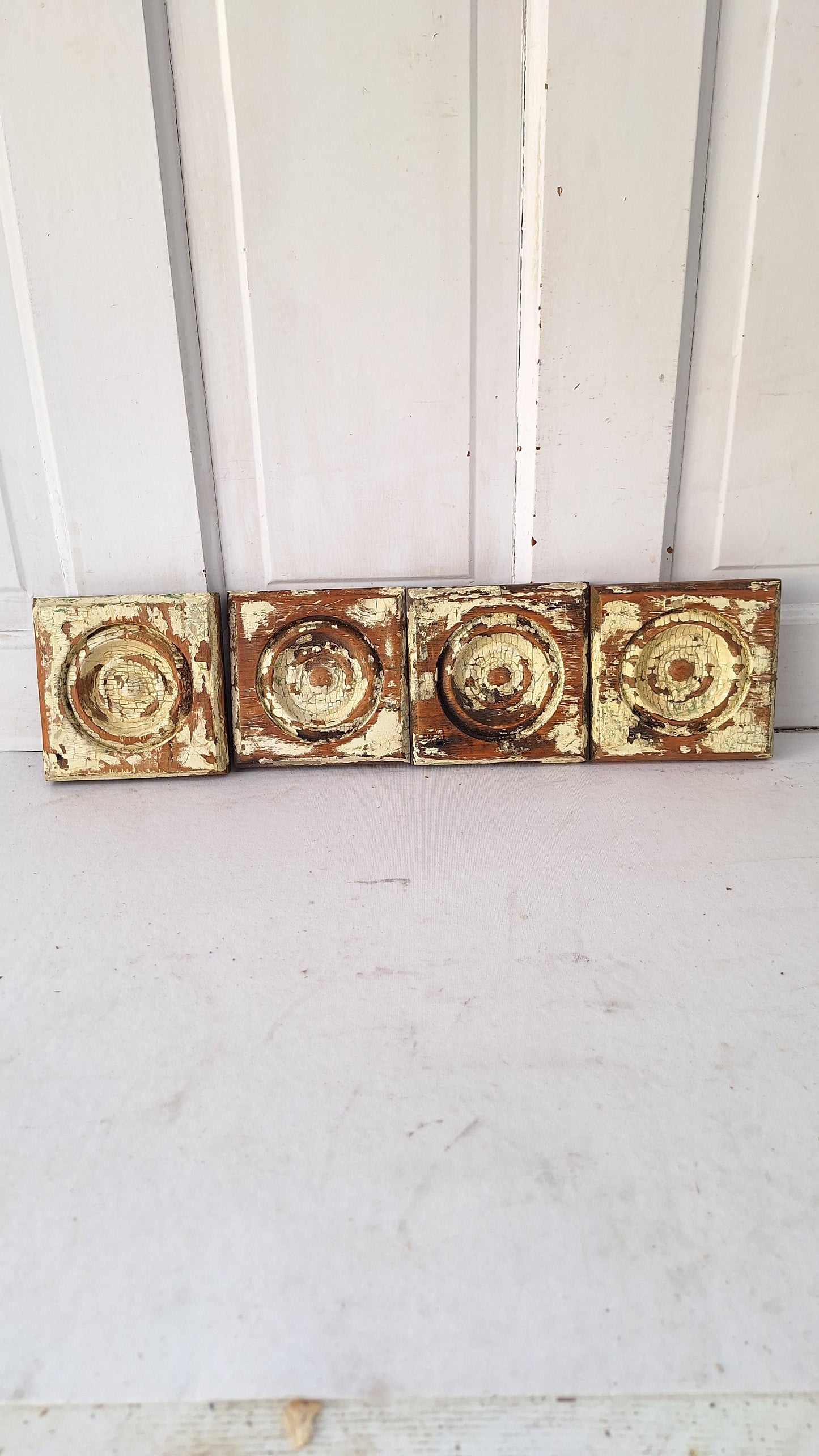 Four Bullseye Rosettes Carved Plinth Blocks, Small Corner Trim Blocks