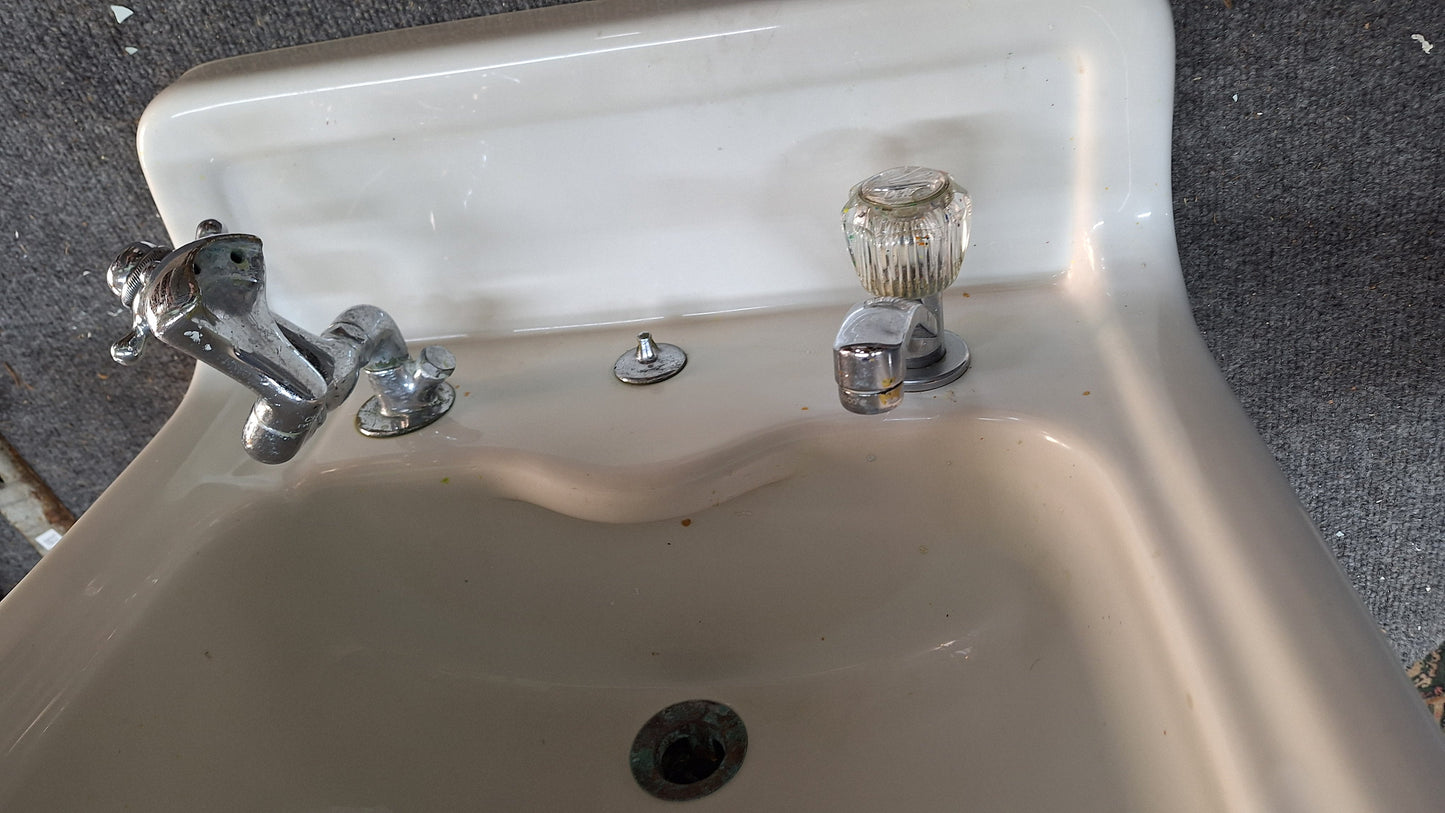 Vintage Peg Leg Sink: Porcelain 1930s Pedestal Sink