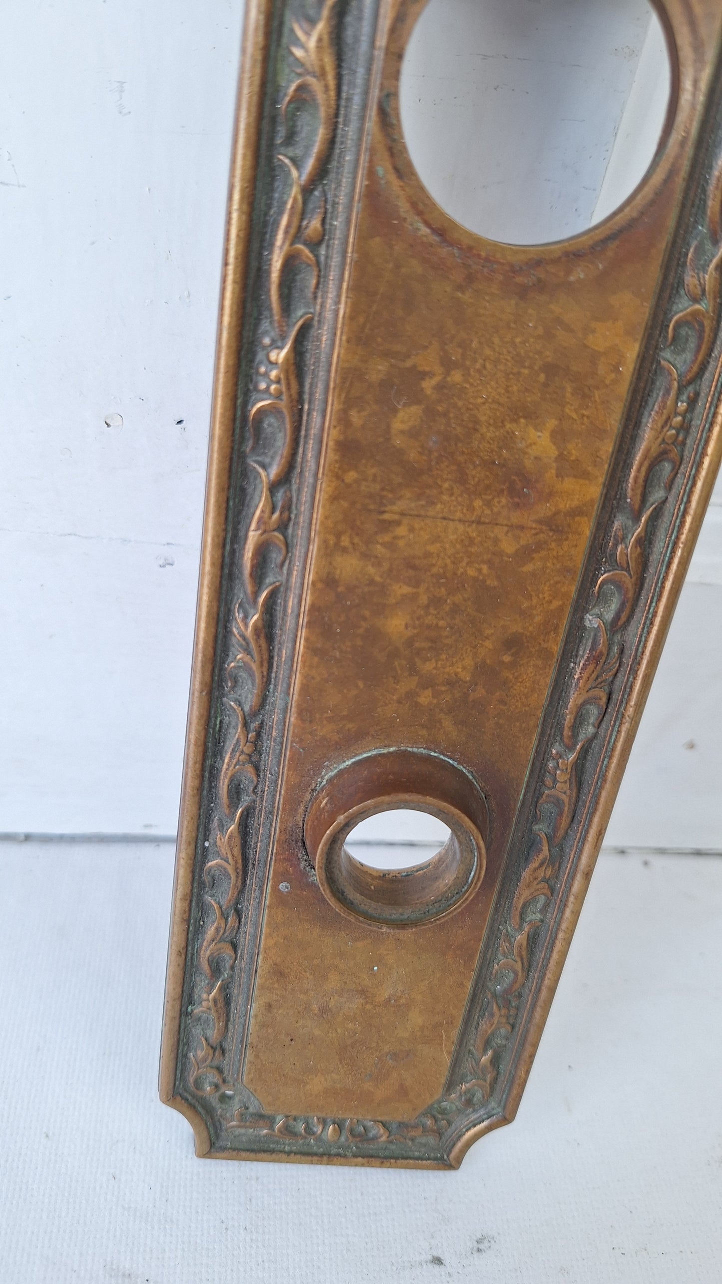 Fancy Bronze Cylinder Lock Plate, Lock Escutcheon Entry Door Plate