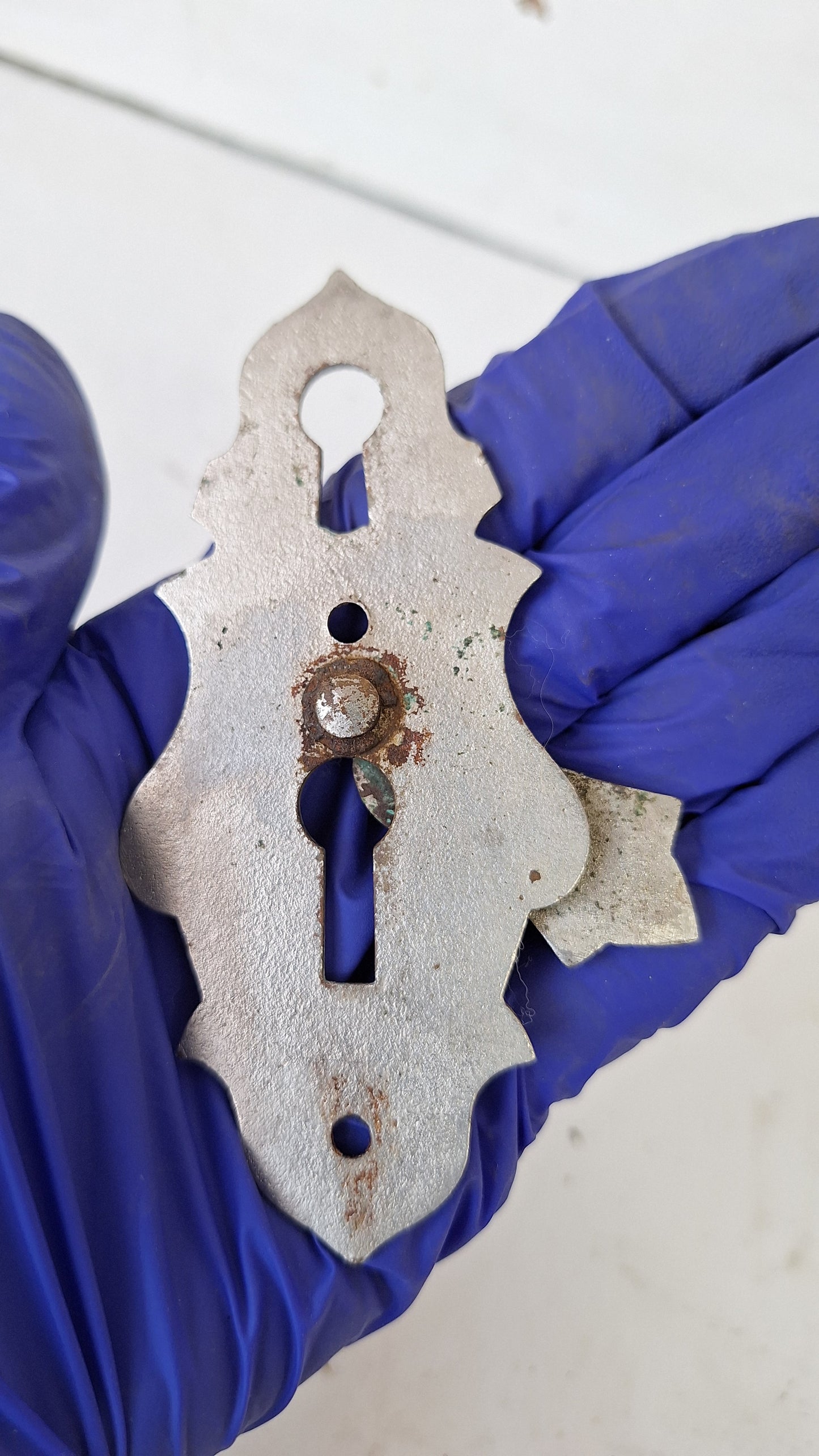 Large Nickel Plated Keyhole with Swinging Drop Cover, Antique Keyhole Cover Plate