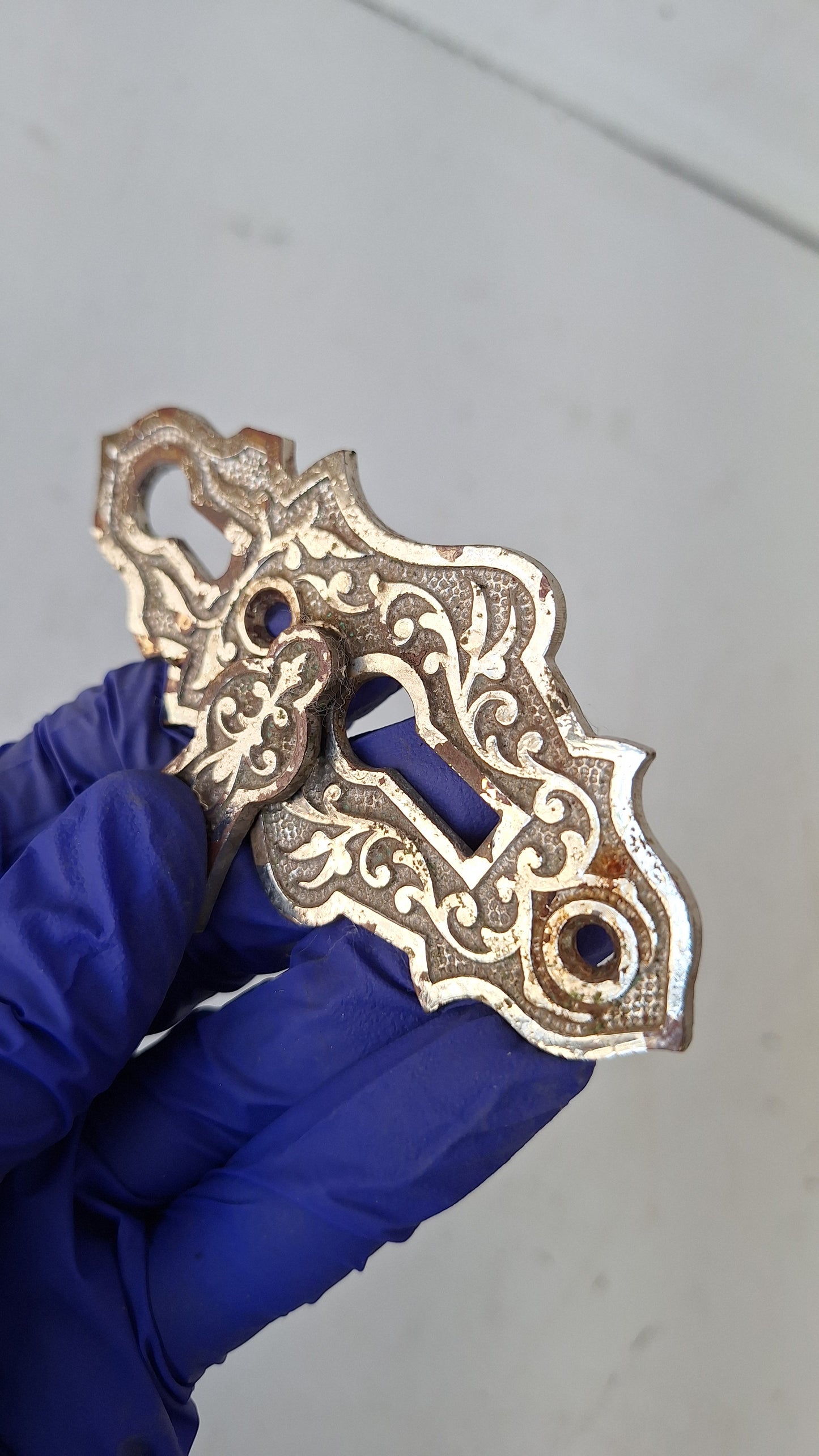 Large Nickel Plated Keyhole with Swinging Drop Cover, Antique Keyhole Cover Plate