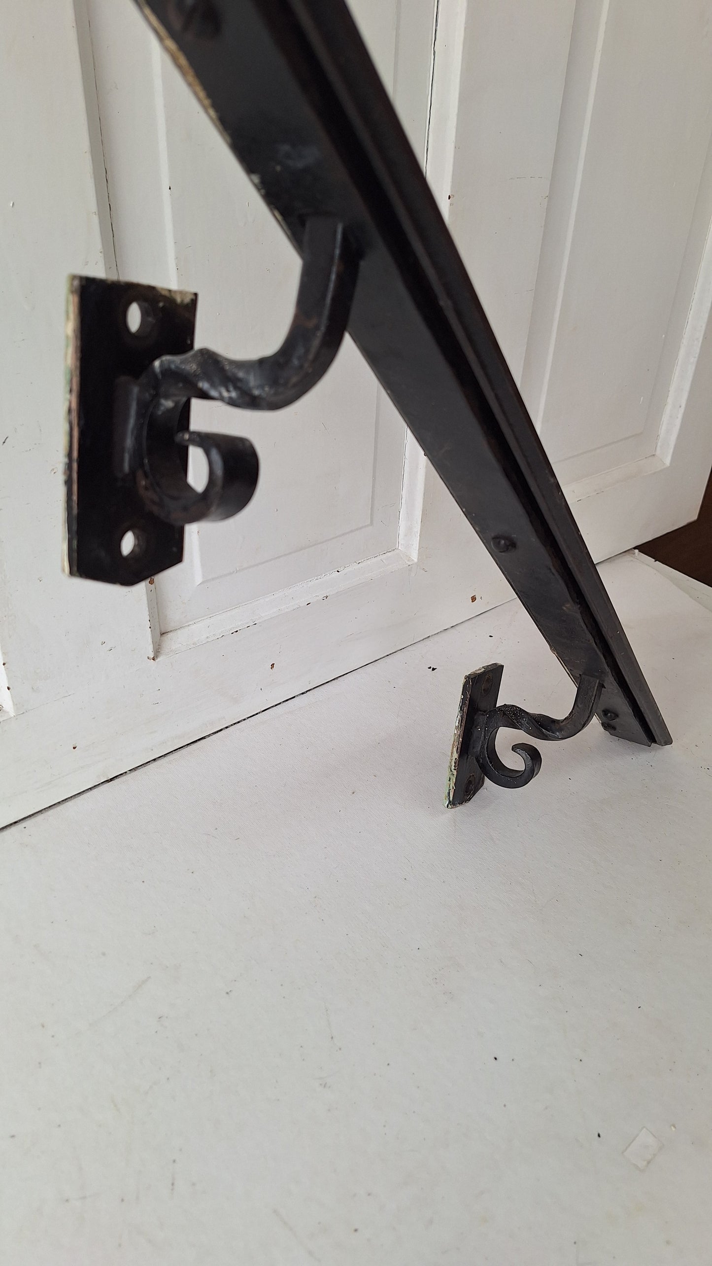 27" Vintage Angled Church Handrailing, Black Iron Hand Rail with Wrought Brackets