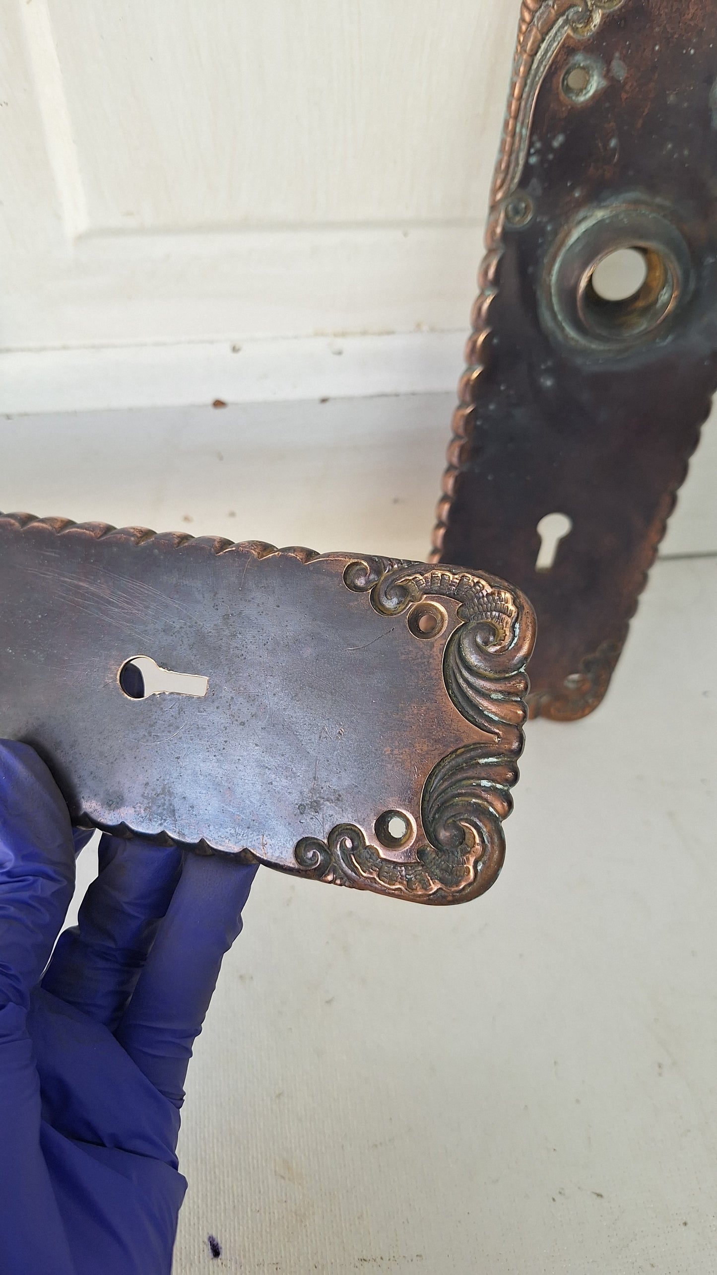 Bronze Spiral Pattern Door Plates, Antique Swirl Design Door Knob Backplates