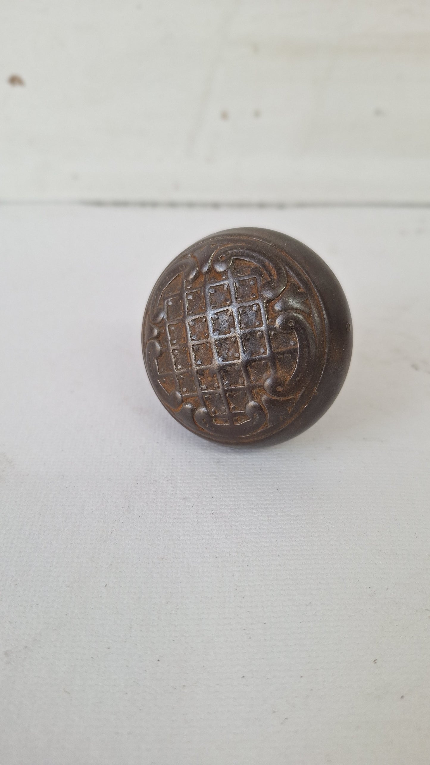 Cast Iron Doorknob with Lattice Design, Antique Iron Door Knob Handle
