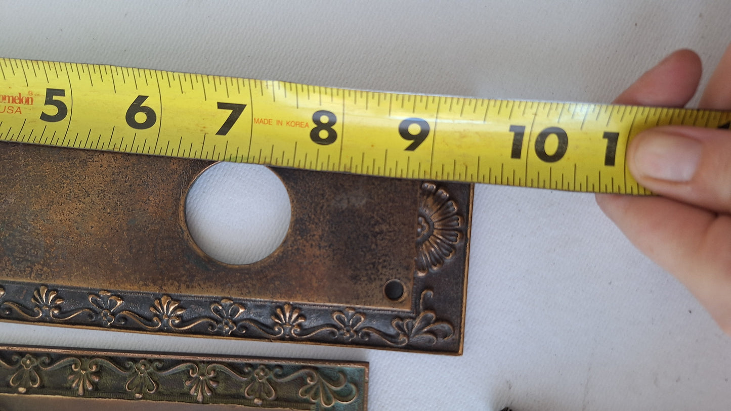 Parthenon Bronze Front Door Hardware, Antique Floral Design Door Knob and Plate Set