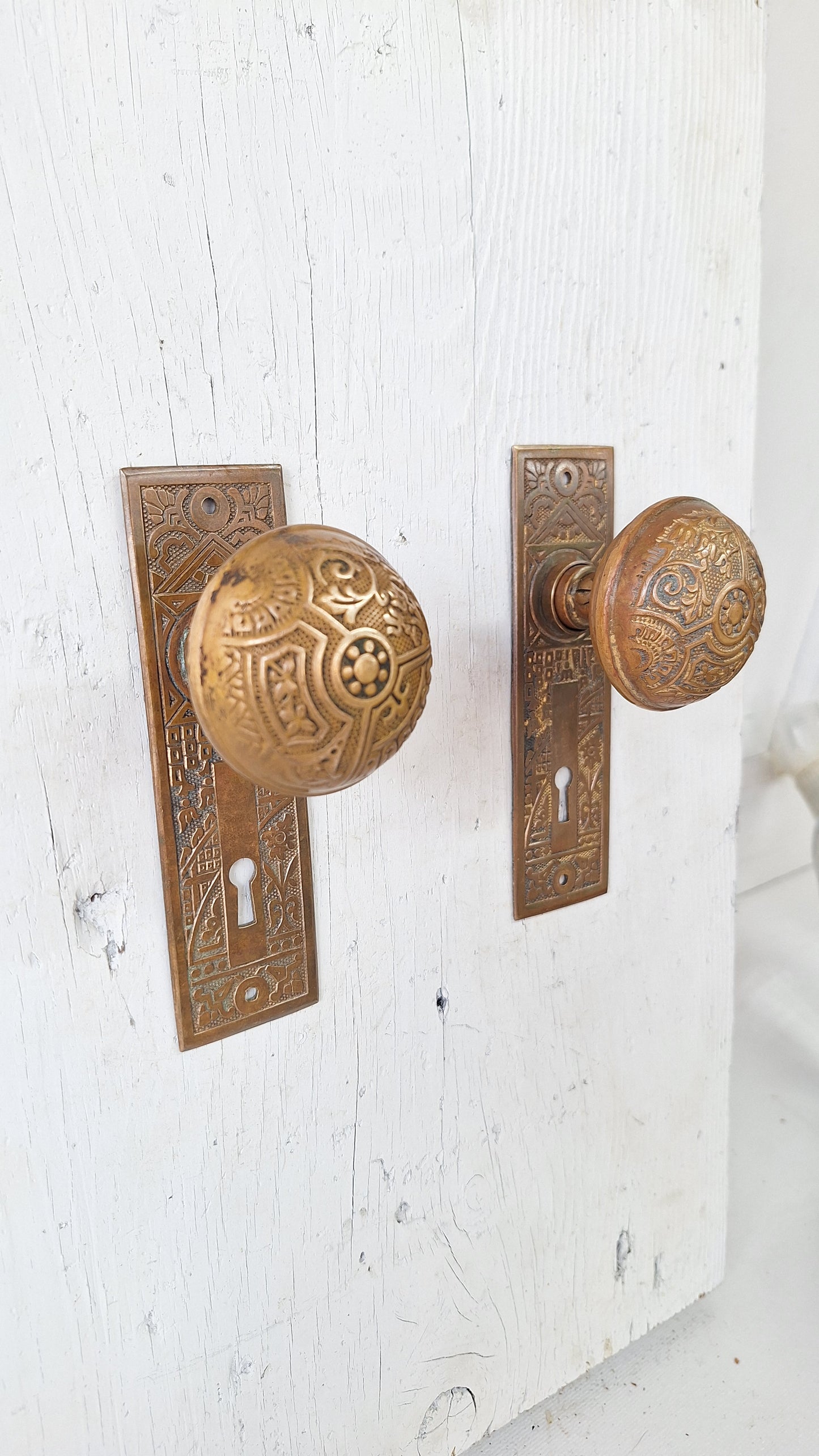 Corbin Ceylon Pattern Antique Door Hardware Set, Victorian Eastlake Doorknobs and Plates