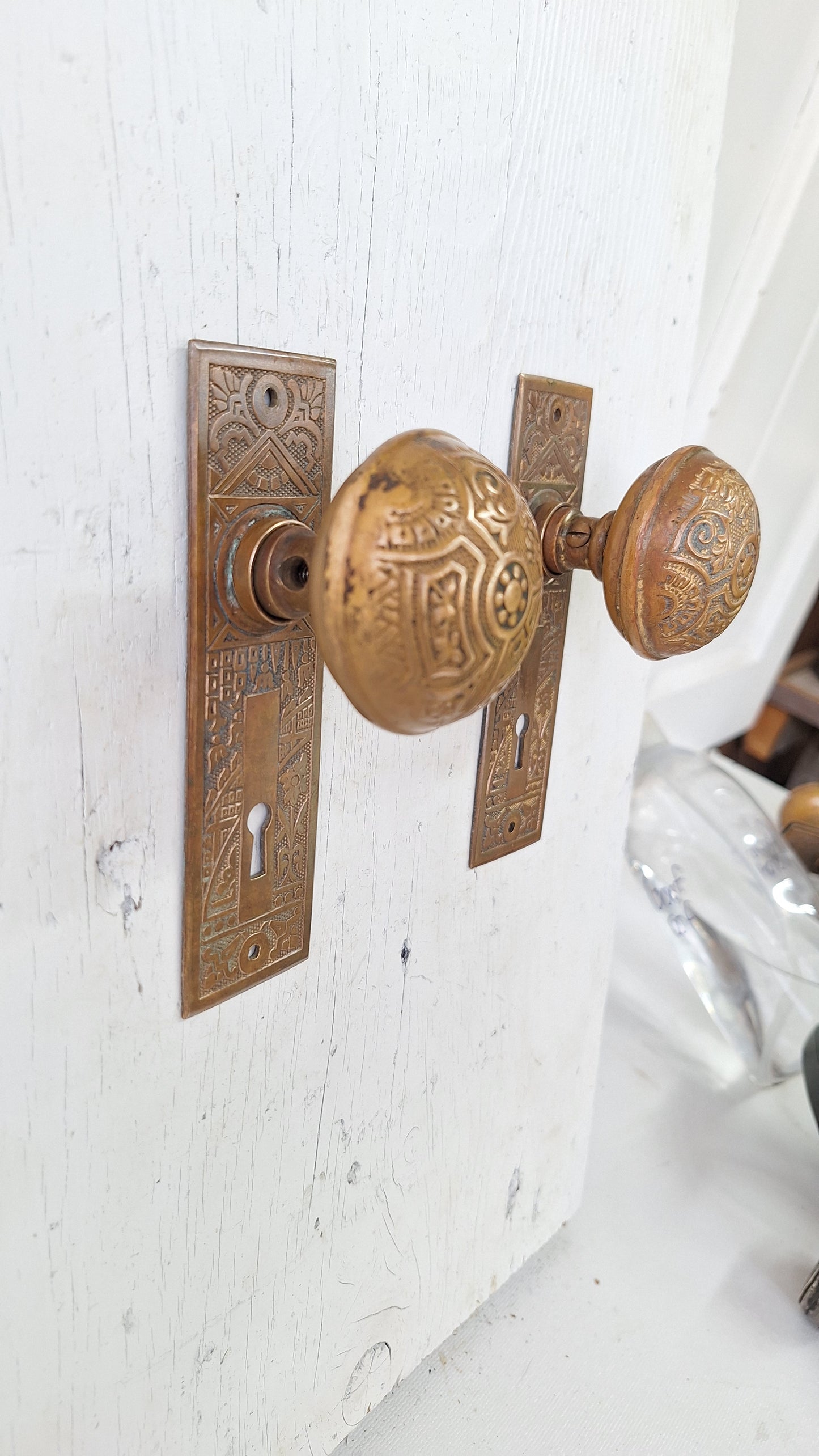 Corbin Ceylon Pattern Antique Door Hardware Set, Victorian Eastlake Doorknobs and Plates