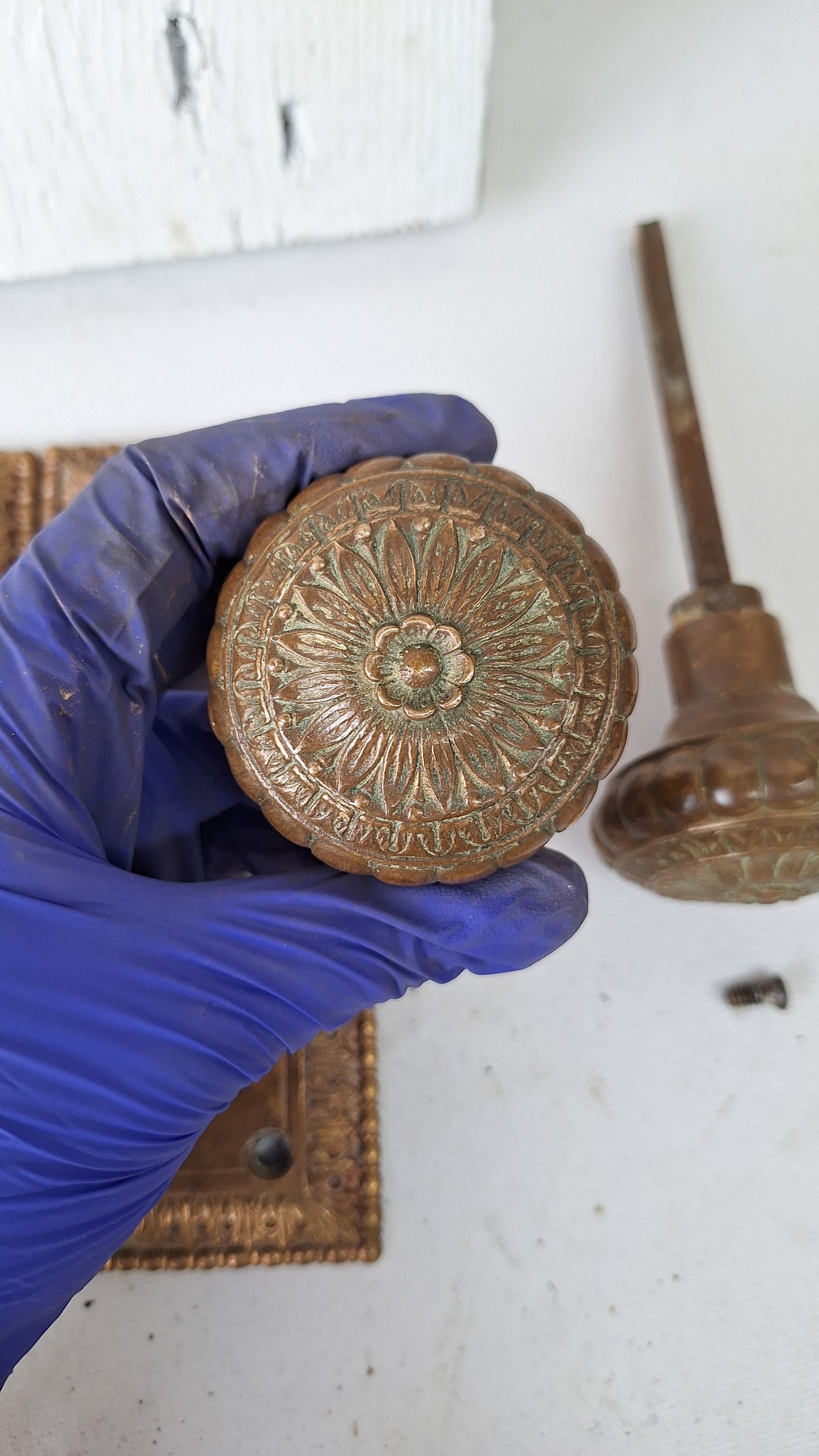 Cast Bronze Flower Doorknob and Plate Set, Ornate Antique Door Hardware