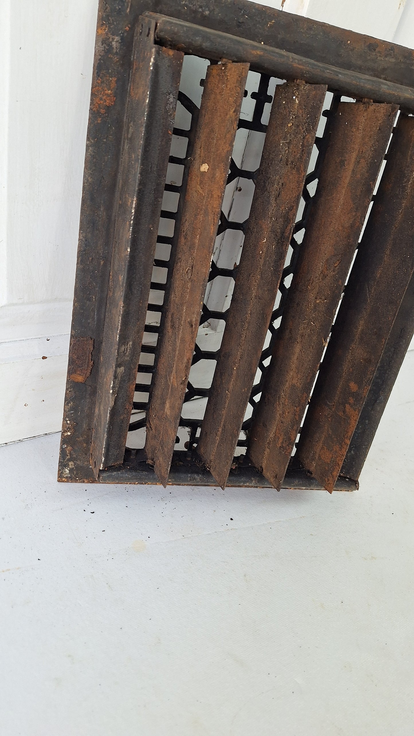 Antique Iron Lattice Pattern 14 x 11 Ornate Floor Grate, Antique Iron Vent Cover #060505