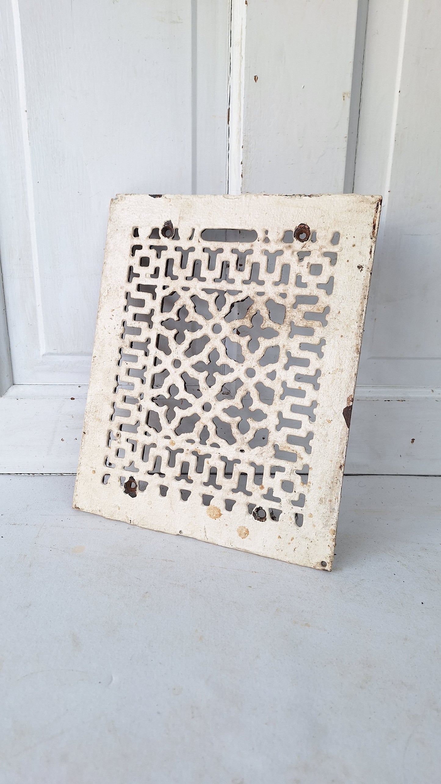 10 x 12" Fancy Pattern Antique Vent Cover, Cast Iron Ornate Heating Grate Cover