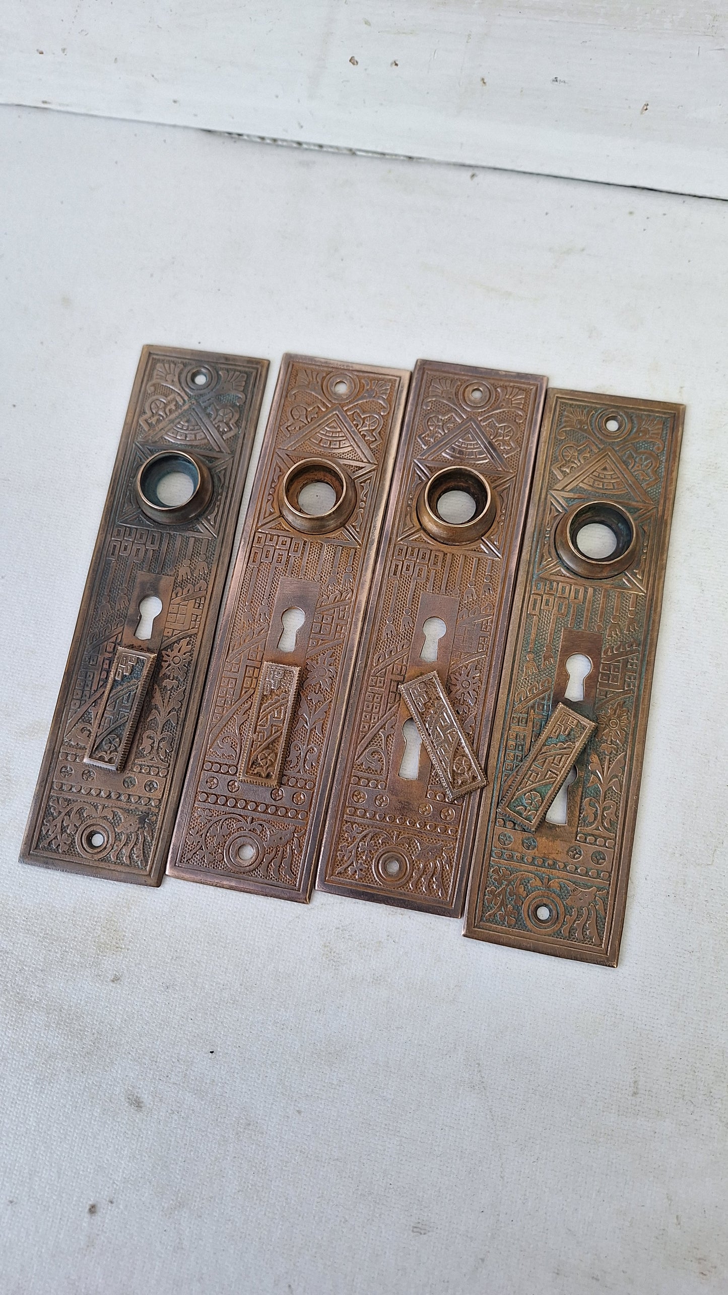 Eastlake Bronze Plate with Double Keyhole, Ceylon Pattern Entry Door Knob Backplate