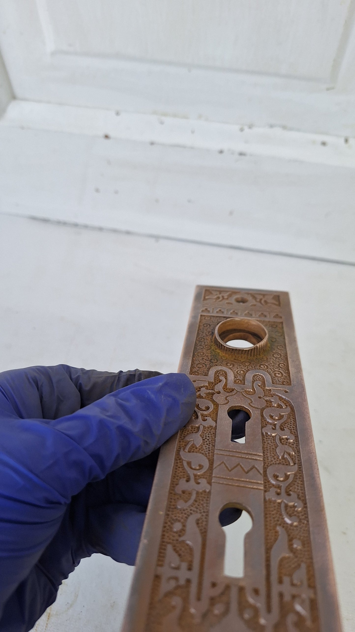 Ornate Bronze Exterior Door Plate, Antique Doorknob BackPlate Double Keyhole