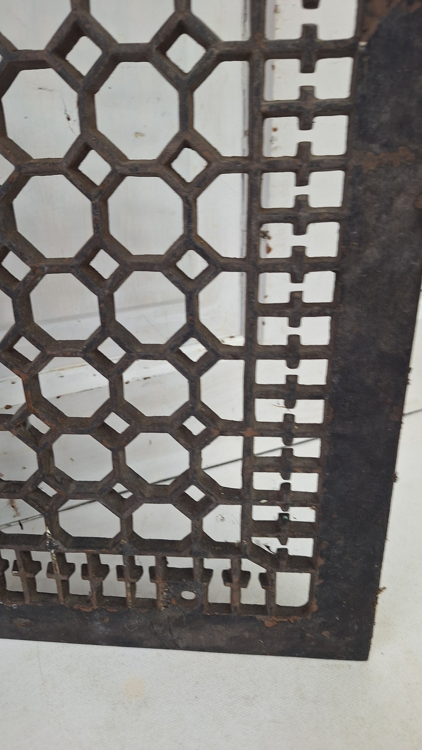 14 x 12 Antique Ornate Pattern Vent Cover, Salvaged Cast Iron Floor Grate