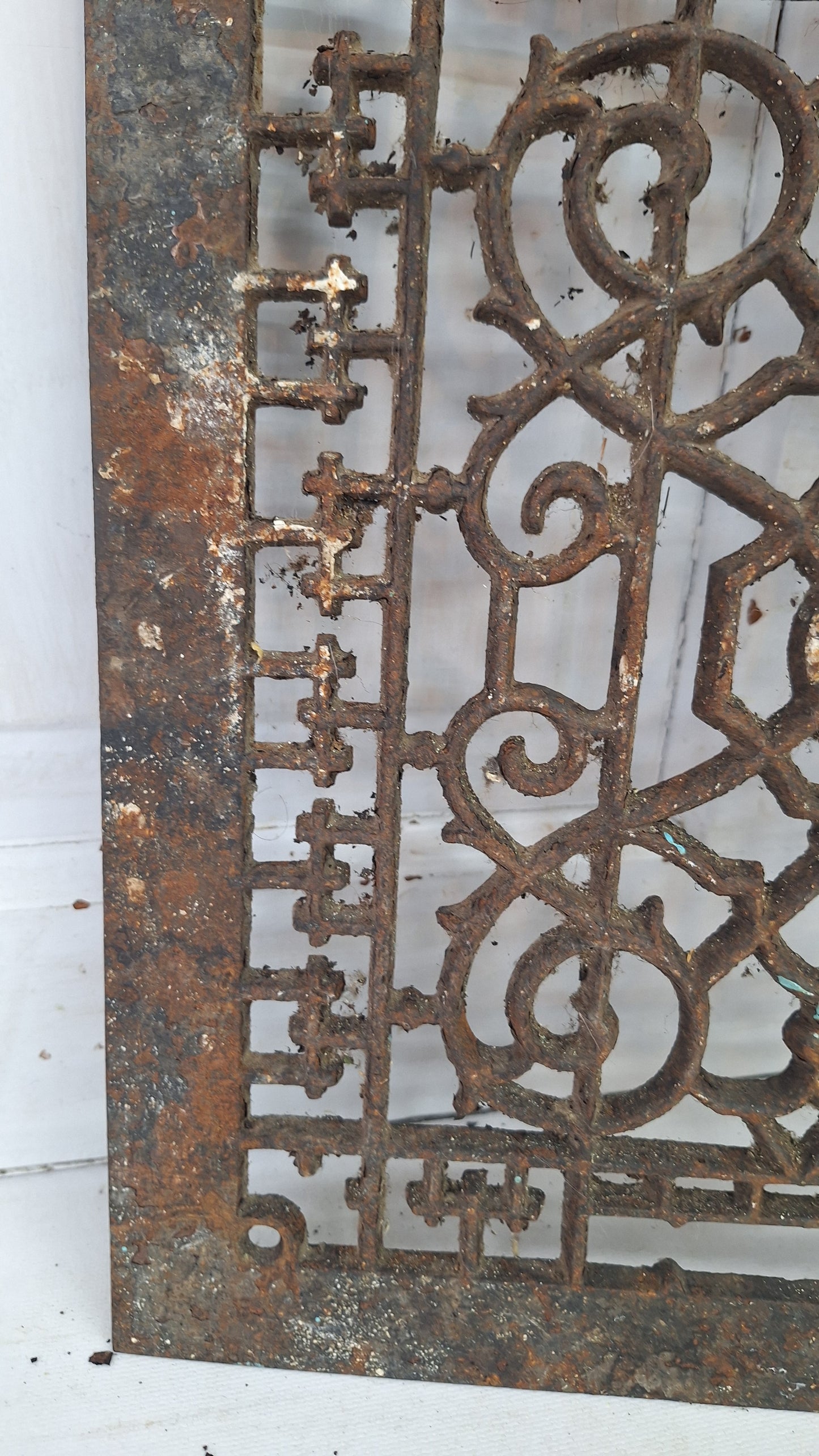 14 x 12 Antique Scroll Pattern Vent Cover, Salvaged Cast Iron Floor Grate