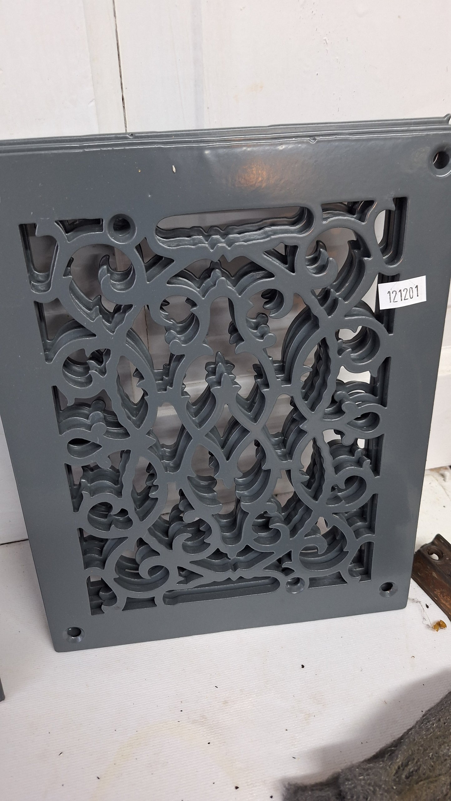 8 x 10 Ornate Antique Vent Cover, Cast Iron Heating Register Grate