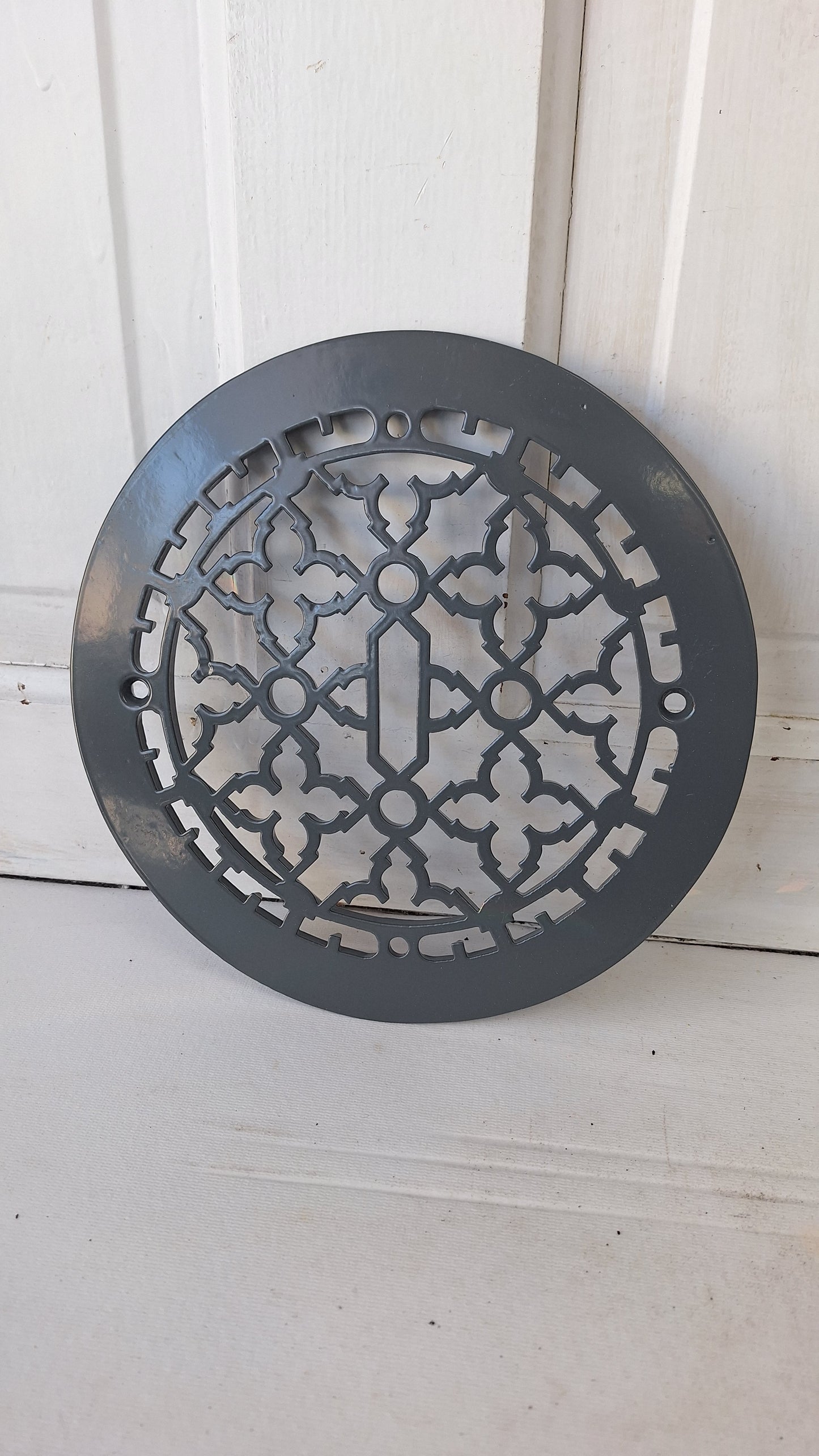 10" Round Antique Vent Cover, Circle Cast Iron Register Grate