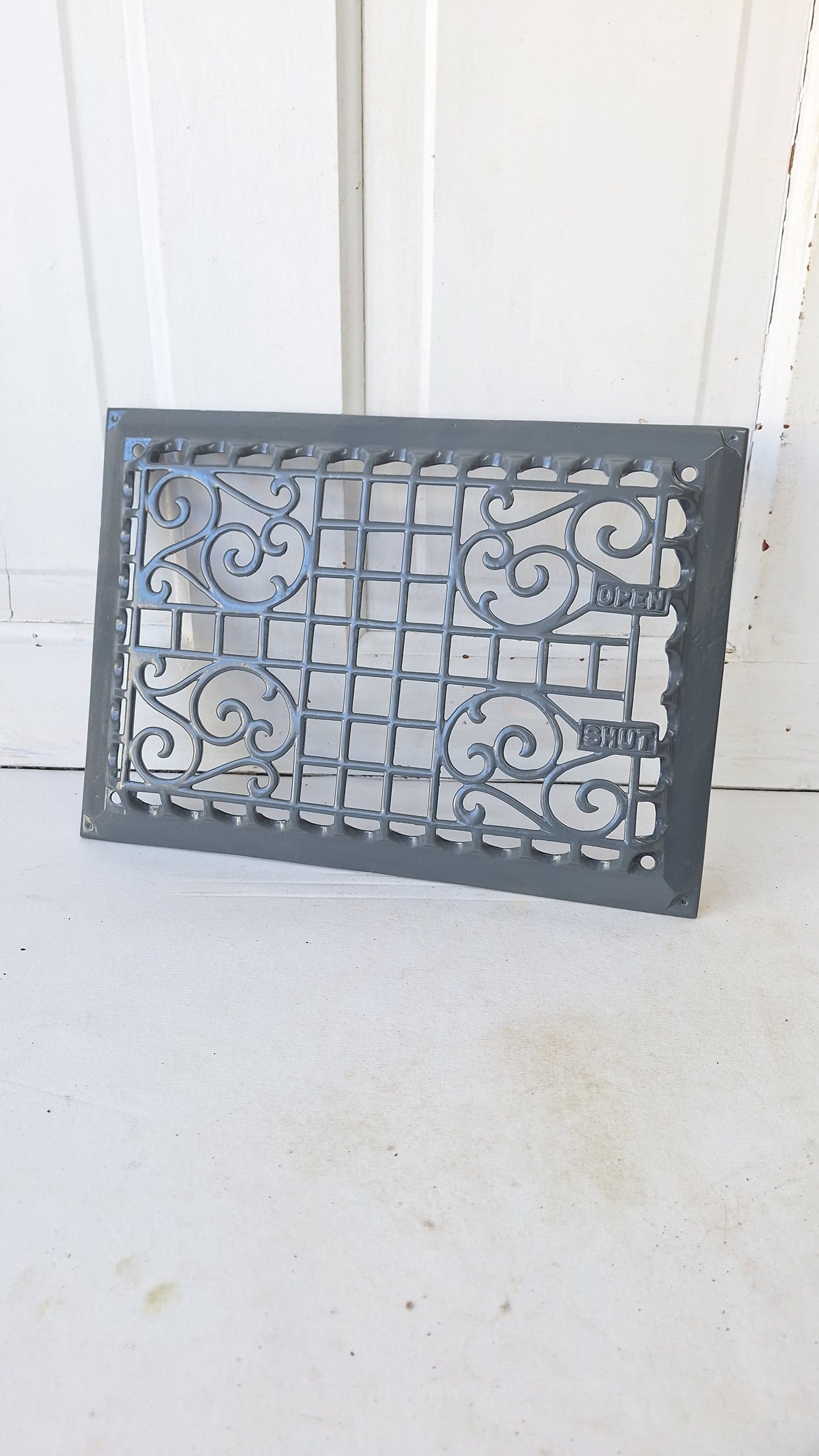 10 x 14 "Open Closed" Raised Wall Vent Cover, Antique Cast Iron Ornate Register Grate