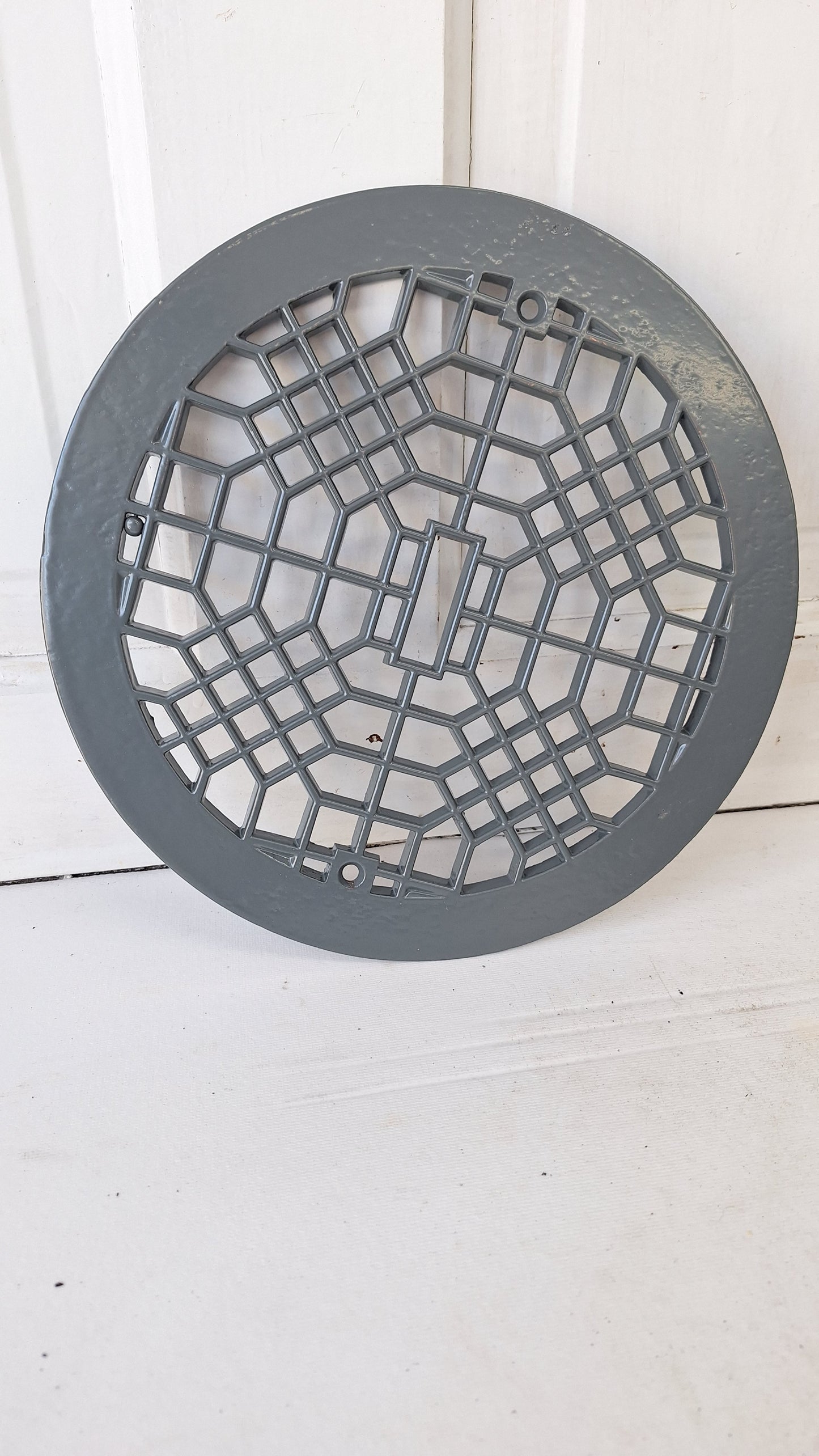 11" Round Antique Vent Cover, Circle Cast Iron Register Grate