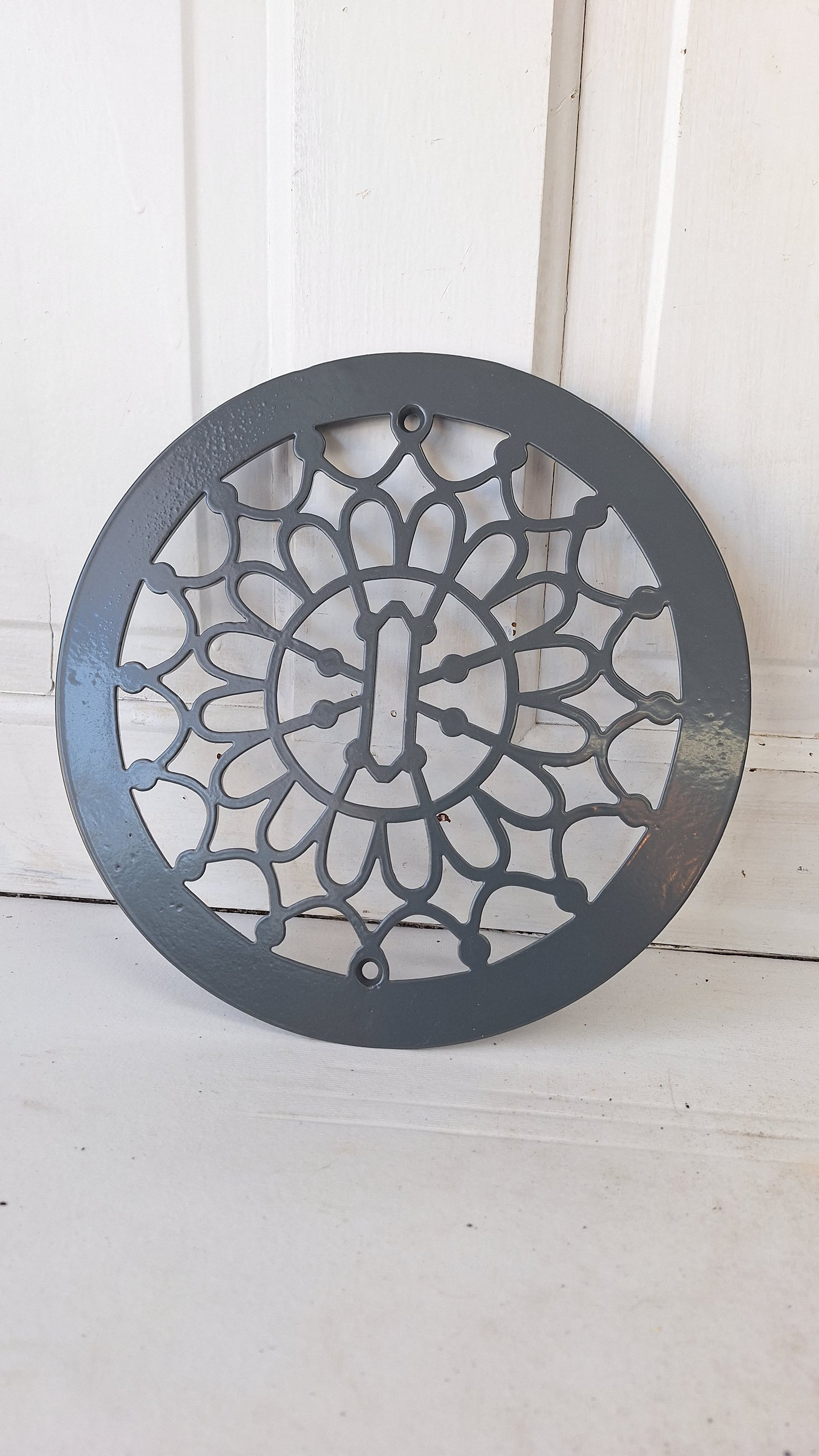 10" Round Antique Vent Cover, Circle Cast Iron Register Grate