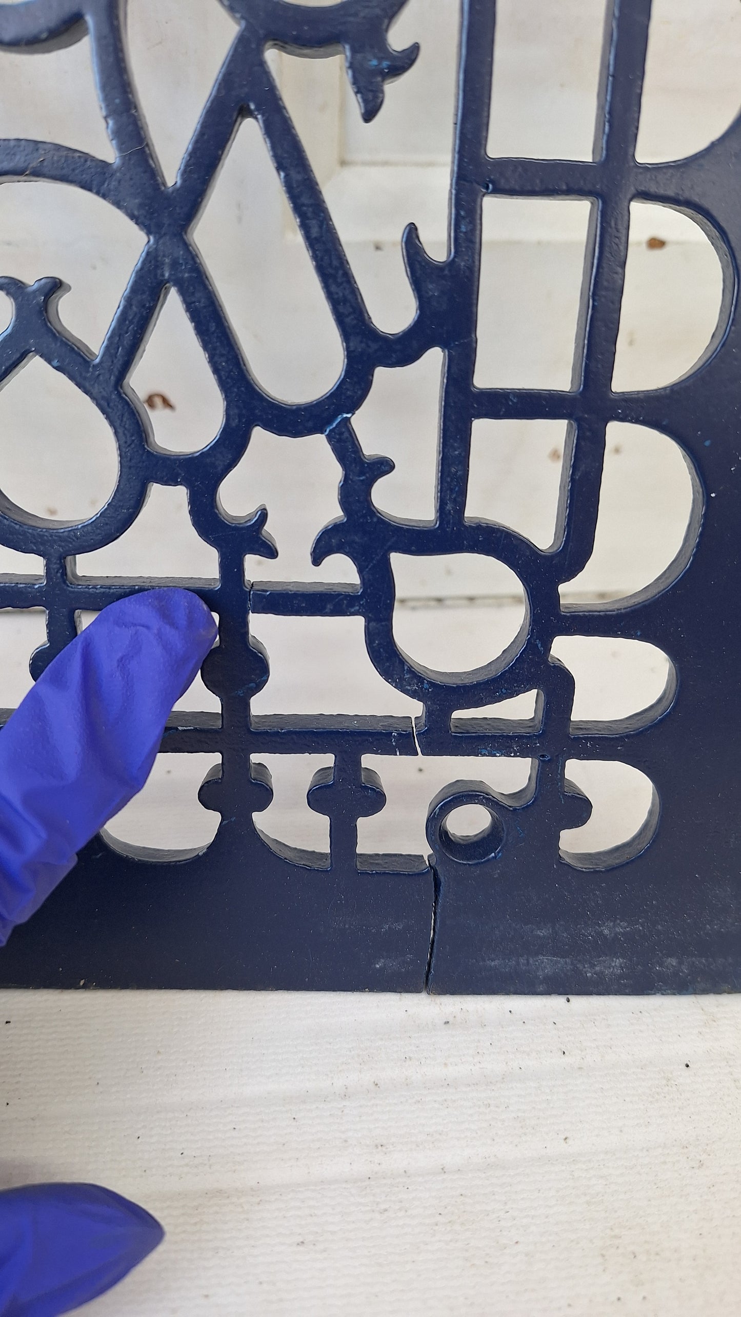 9 x 12"  Vintage Cast Iron Register, Scroll Design Vent Cover