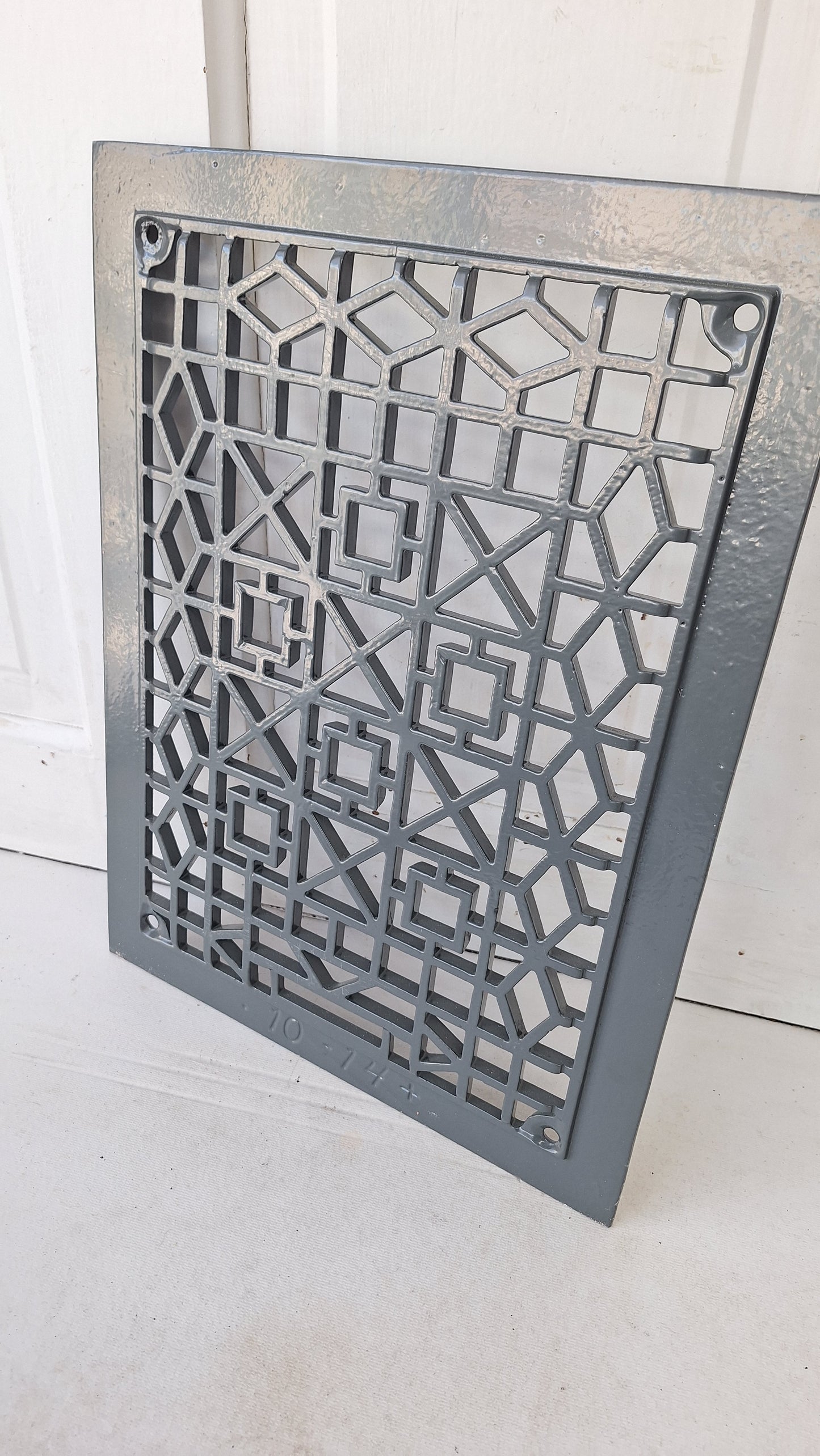 12 x 16 Fancy Antique Vent Cover, Vintage Iron Register Grate