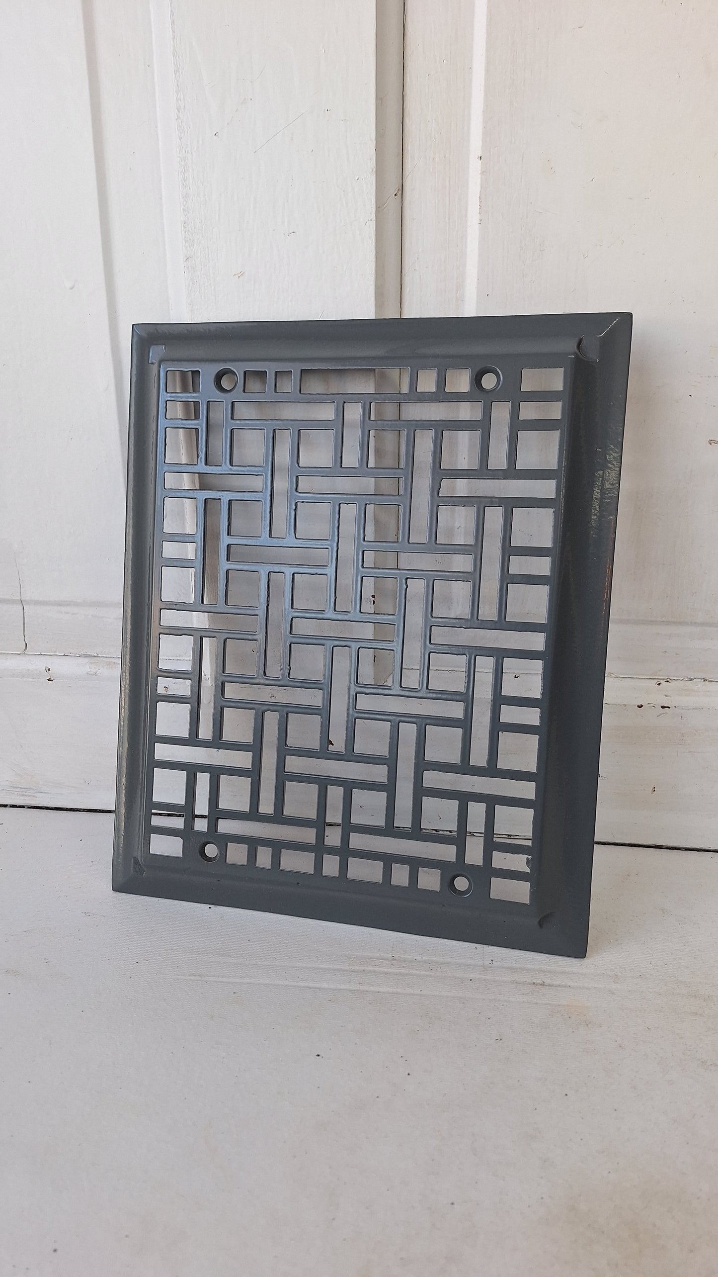 10 x 12 Geometric Design Iron Vent Cover, Antique Register Cover Weave Pattern