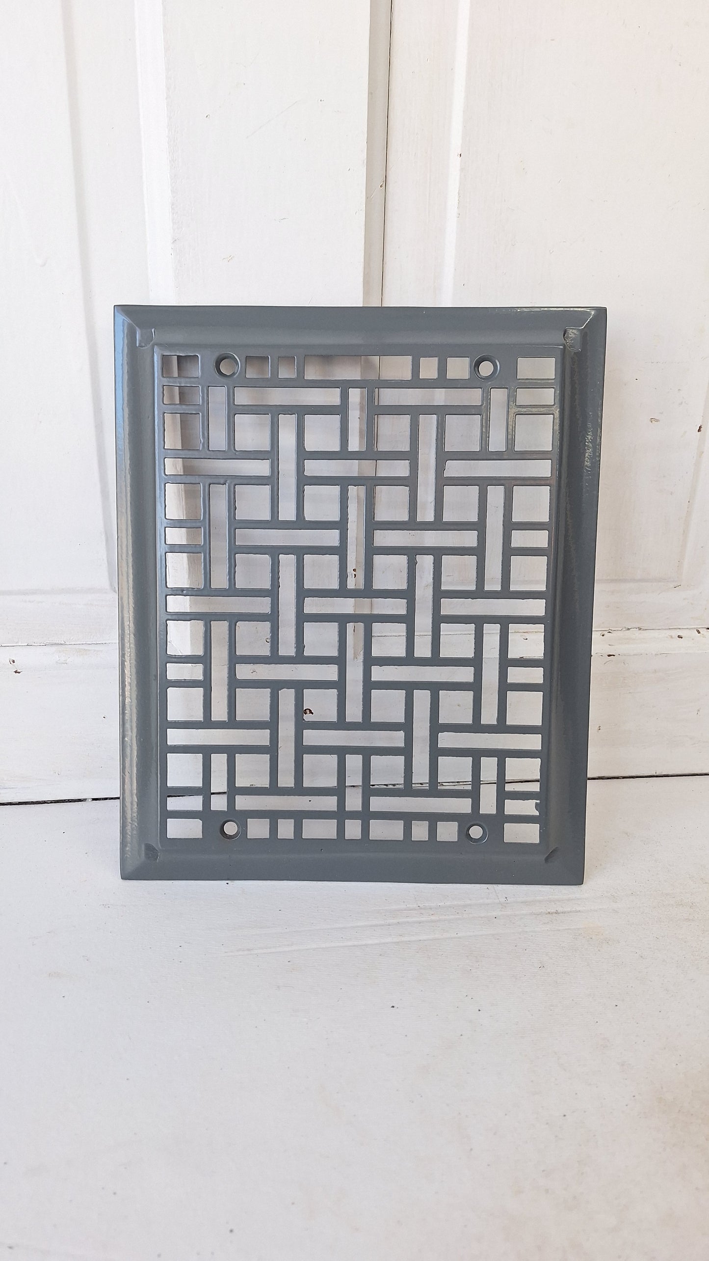 10 x 12 Geometric Design Iron Vent Cover, Antique Register Cover Weave Pattern